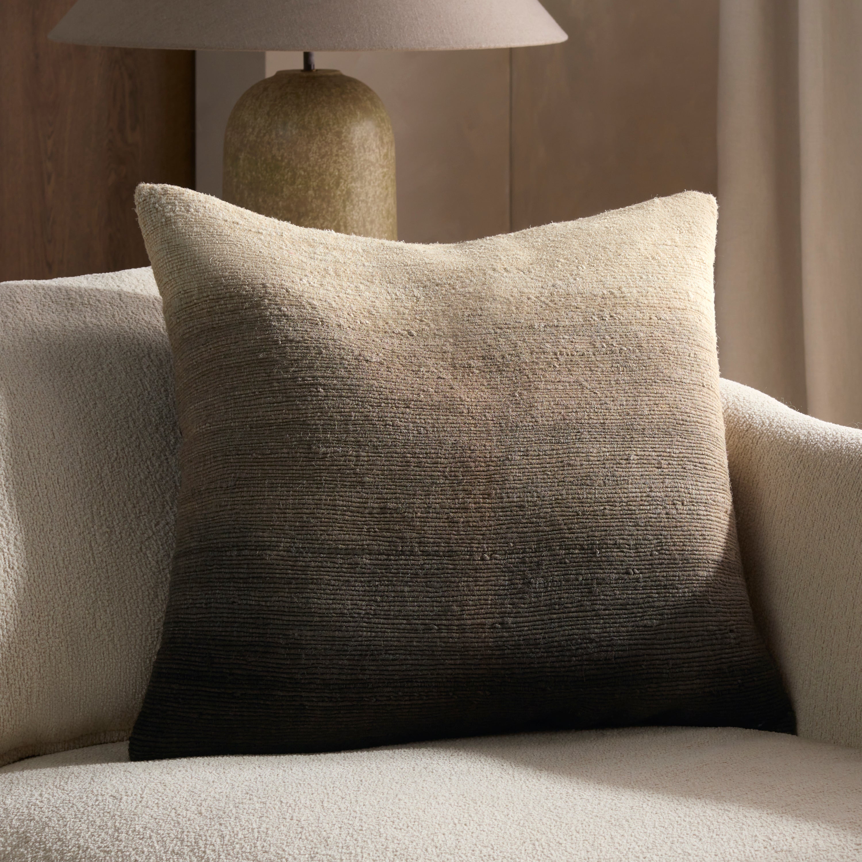 Jaipur Living Mariana Pillow - Black (ABY01)