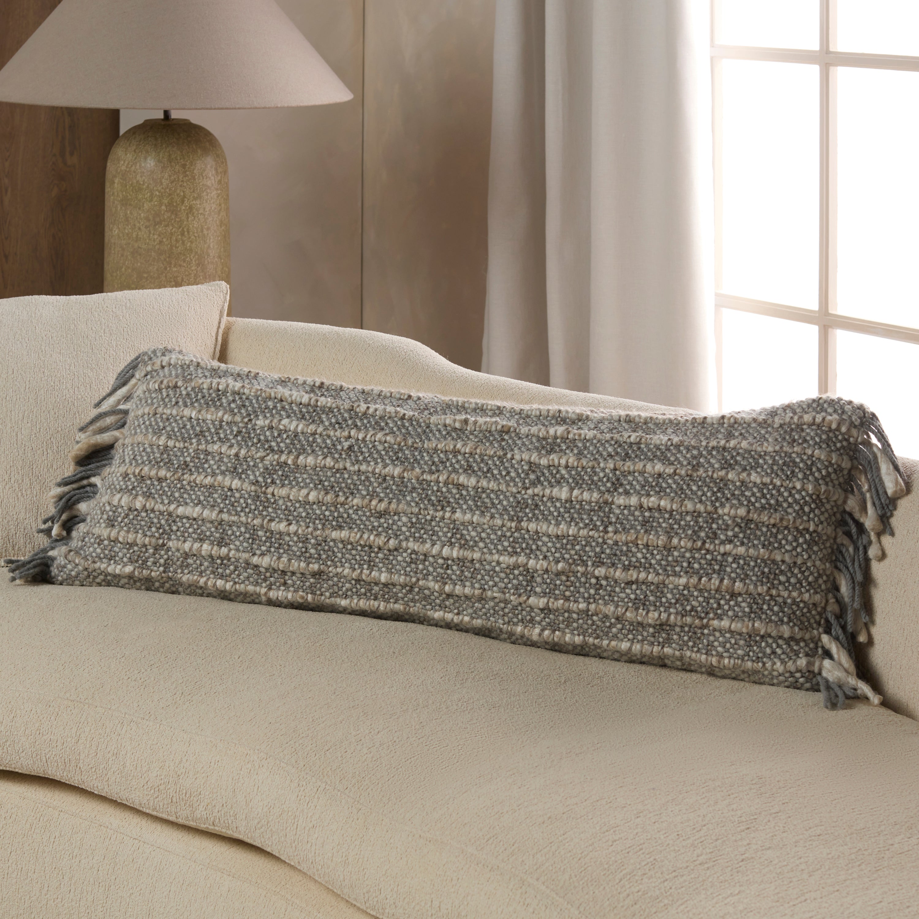 Jaipur Living Sameen Pillow - Taupe/Gray (AGO24)