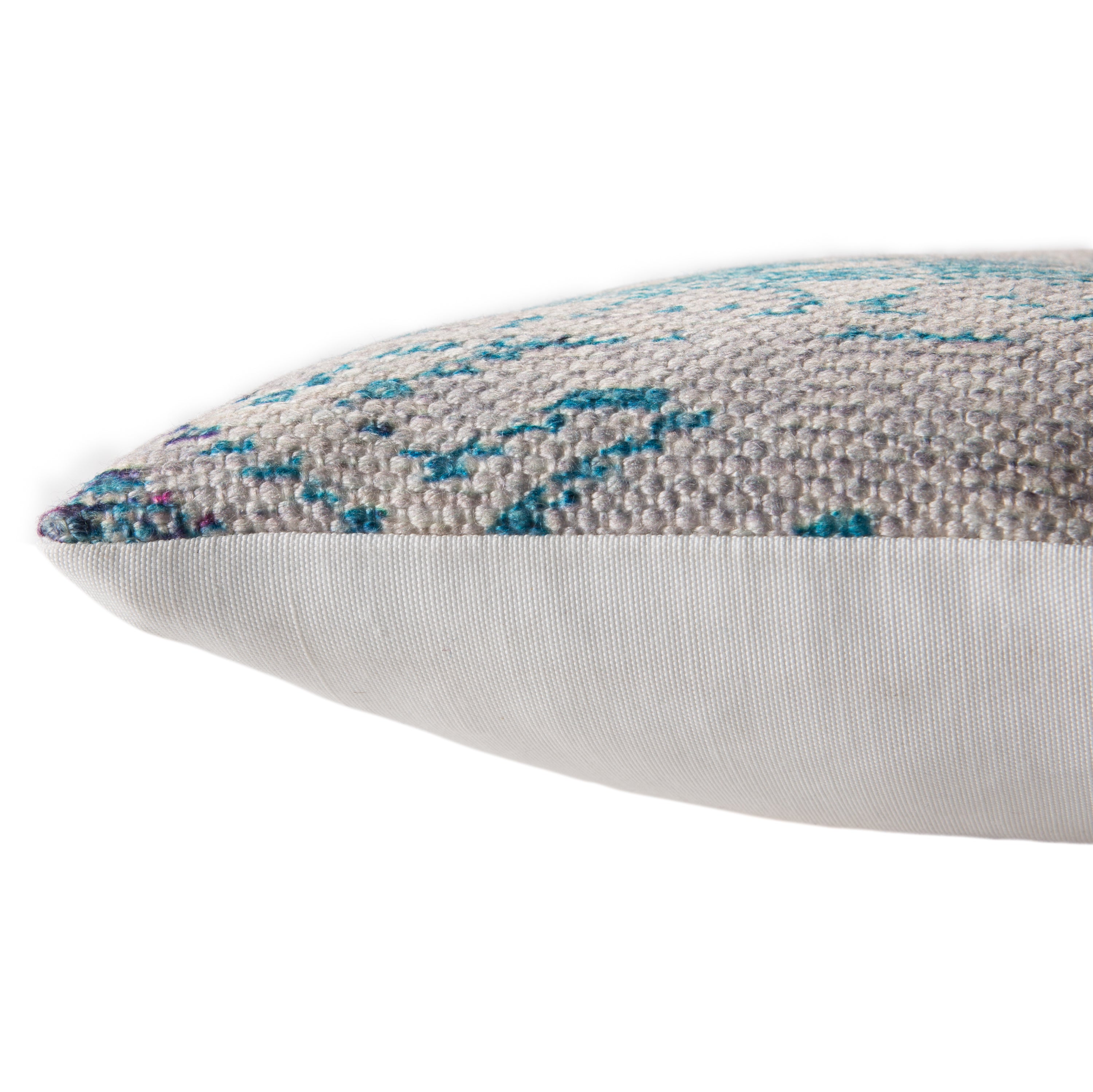 Jaipur Living Tribe Pillow - Multicolor/White (GRN03)