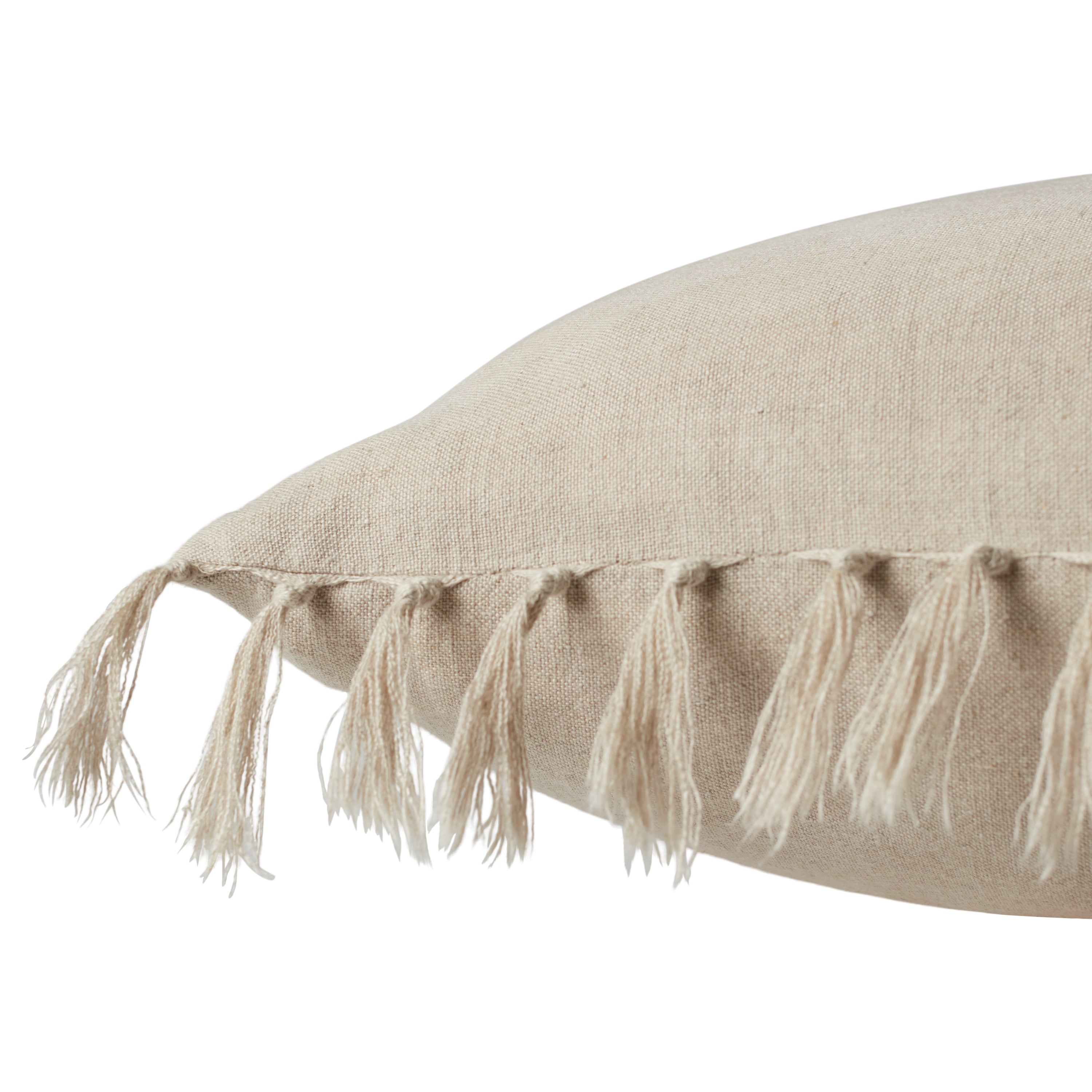 Jaipur Living Majere Pillow - Light Gray (JEM07)