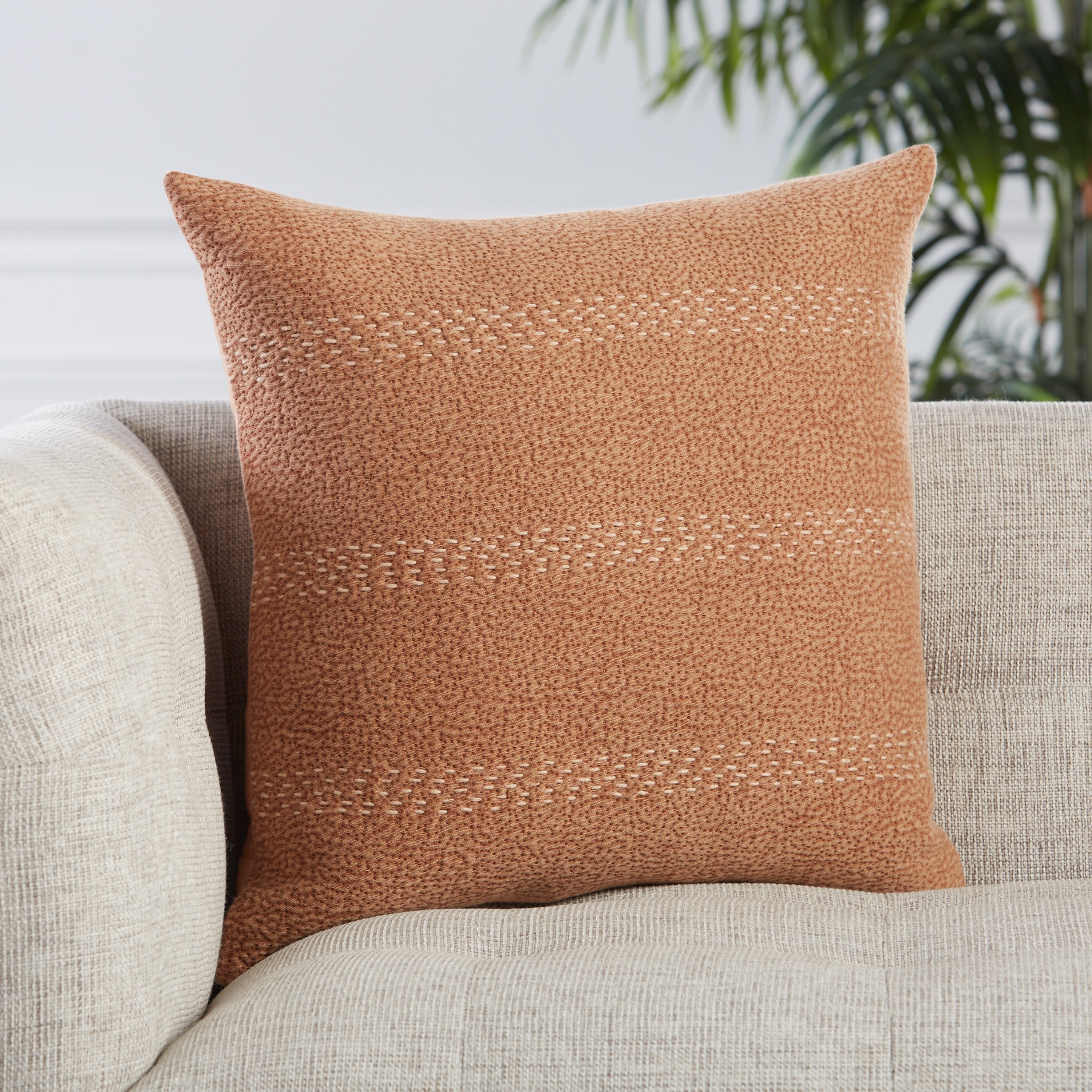 Jaipur Living Trenton Pillow - Terracotta/Beige (LXG06)