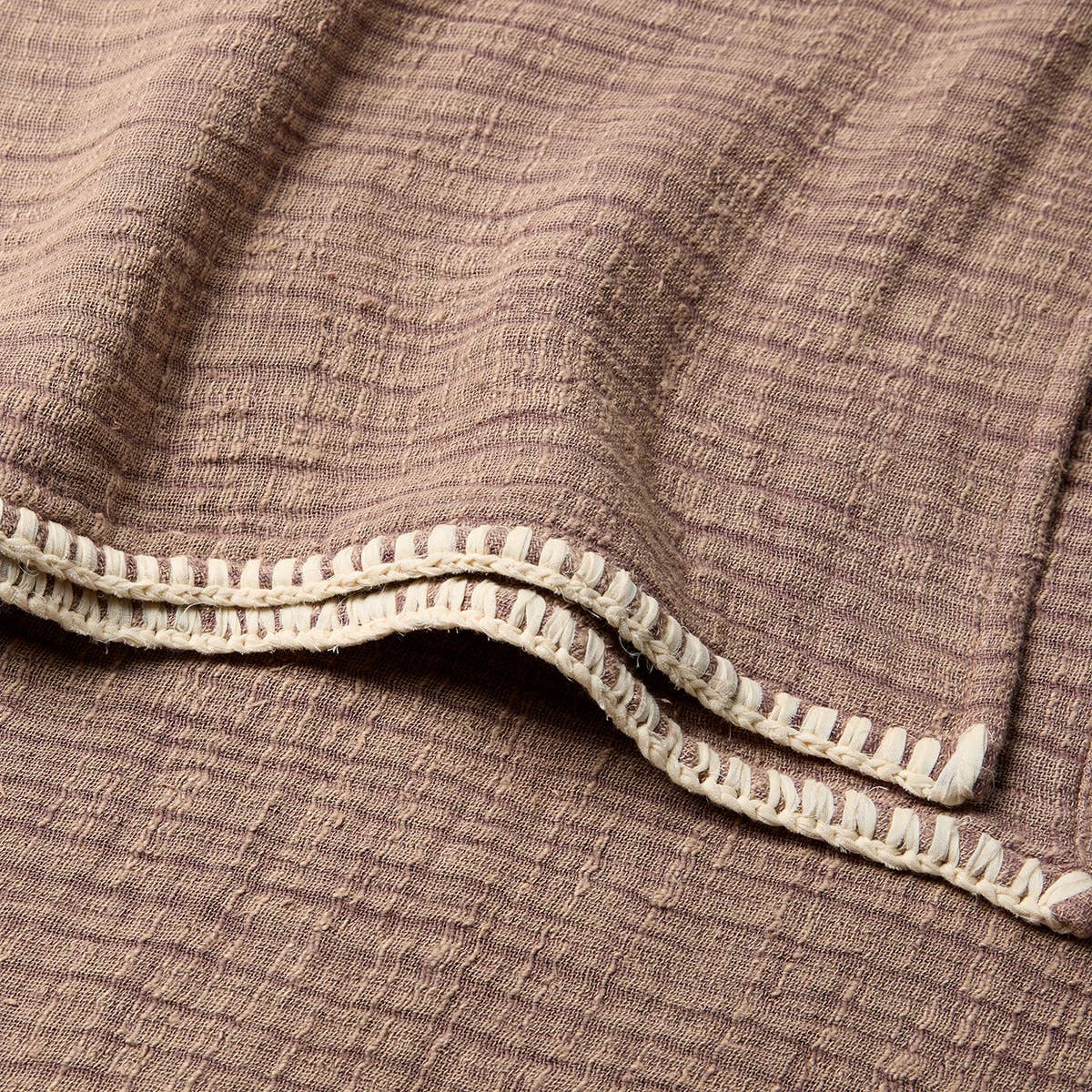 Jaipur Living Margosa Throw - Brown (MGB04)