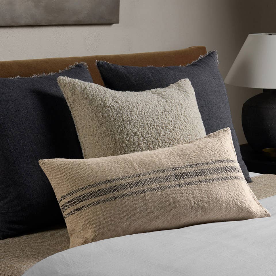 Jaipur Living Margosa Pillow - Tan/Gray (MGP05)