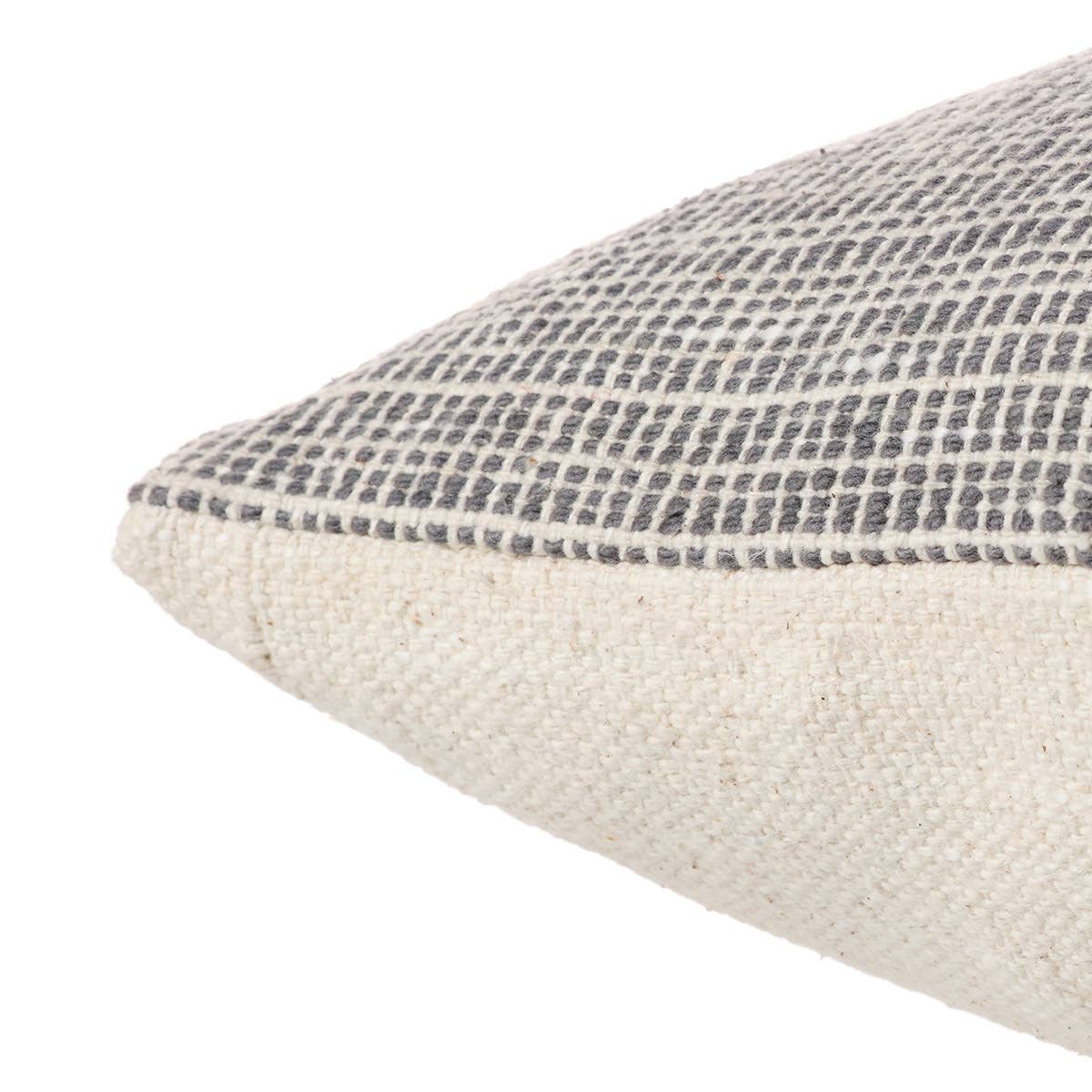 Jaipur Living Margosa Pillow - Tan/Ivory (MGP15)