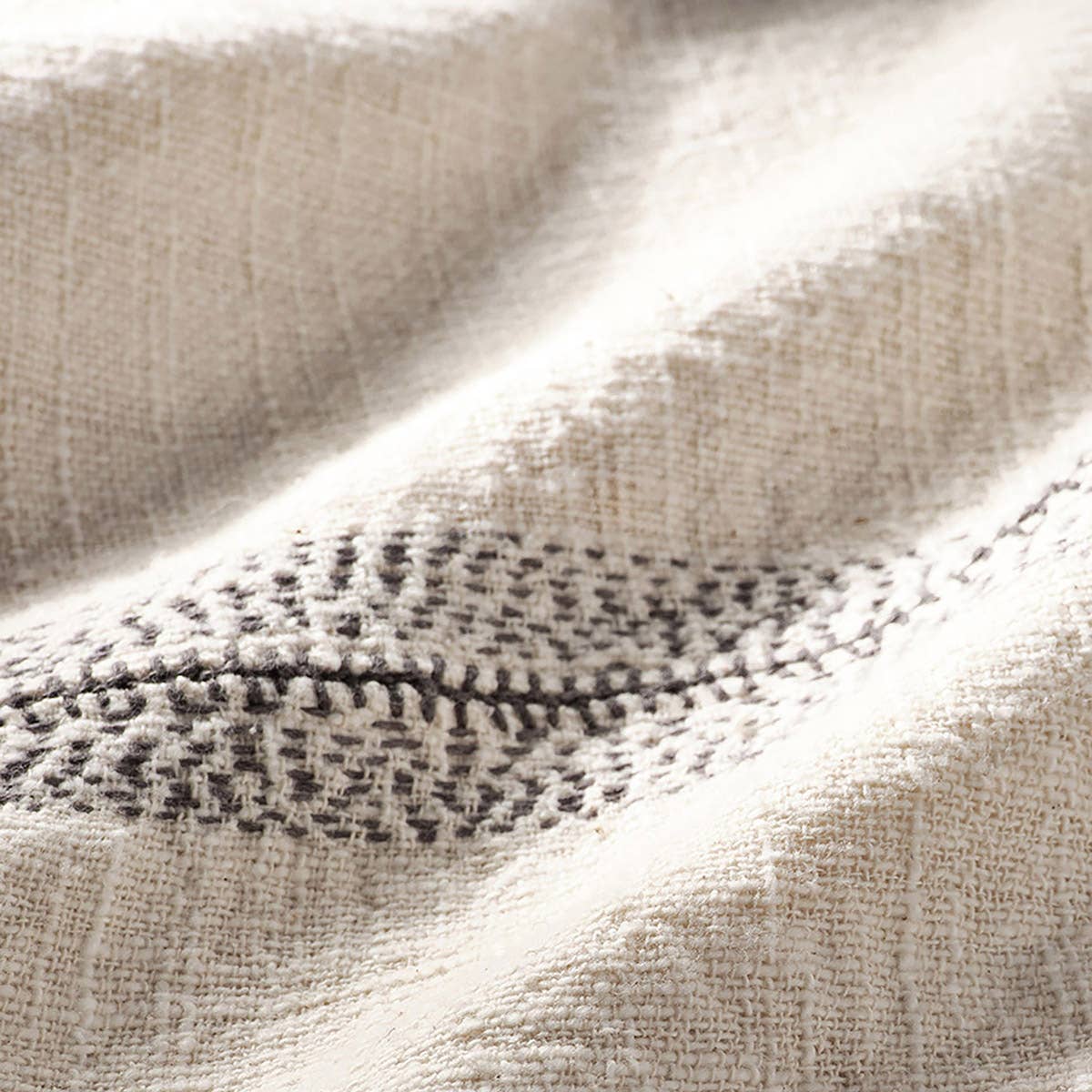 Jaipur Living Margosa Pillow - Tan/Gray (MGP25)