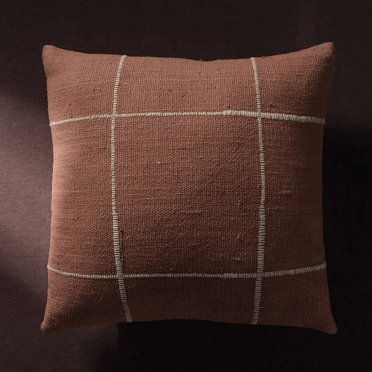 Jaipur Living Margosa Pillow - Tan/Red (MGP31)