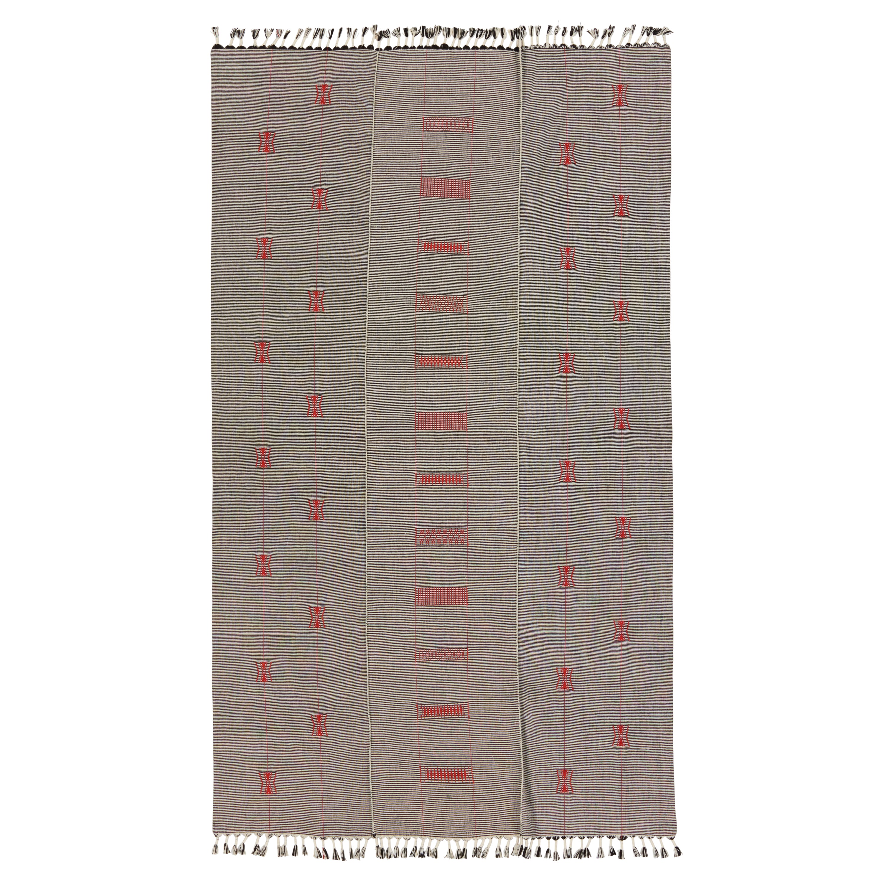 Jaipur Living Hebron Throw - Black/Red (NGD07)