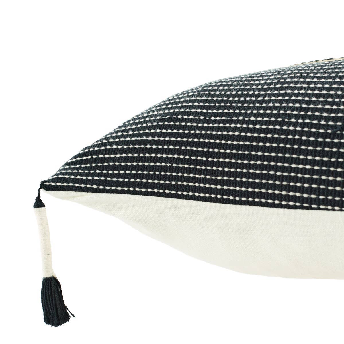 Jaipur Living Nagaland Pillow - Tan/Black (NGW37)