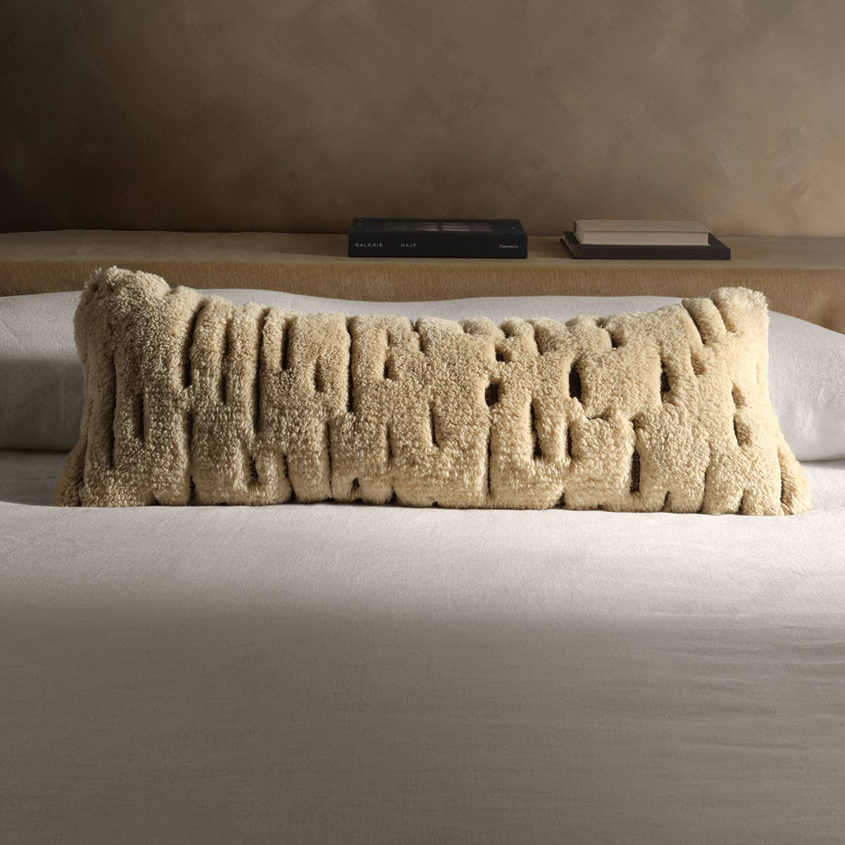 Jaipur Living Othman Pillow (OTH01)