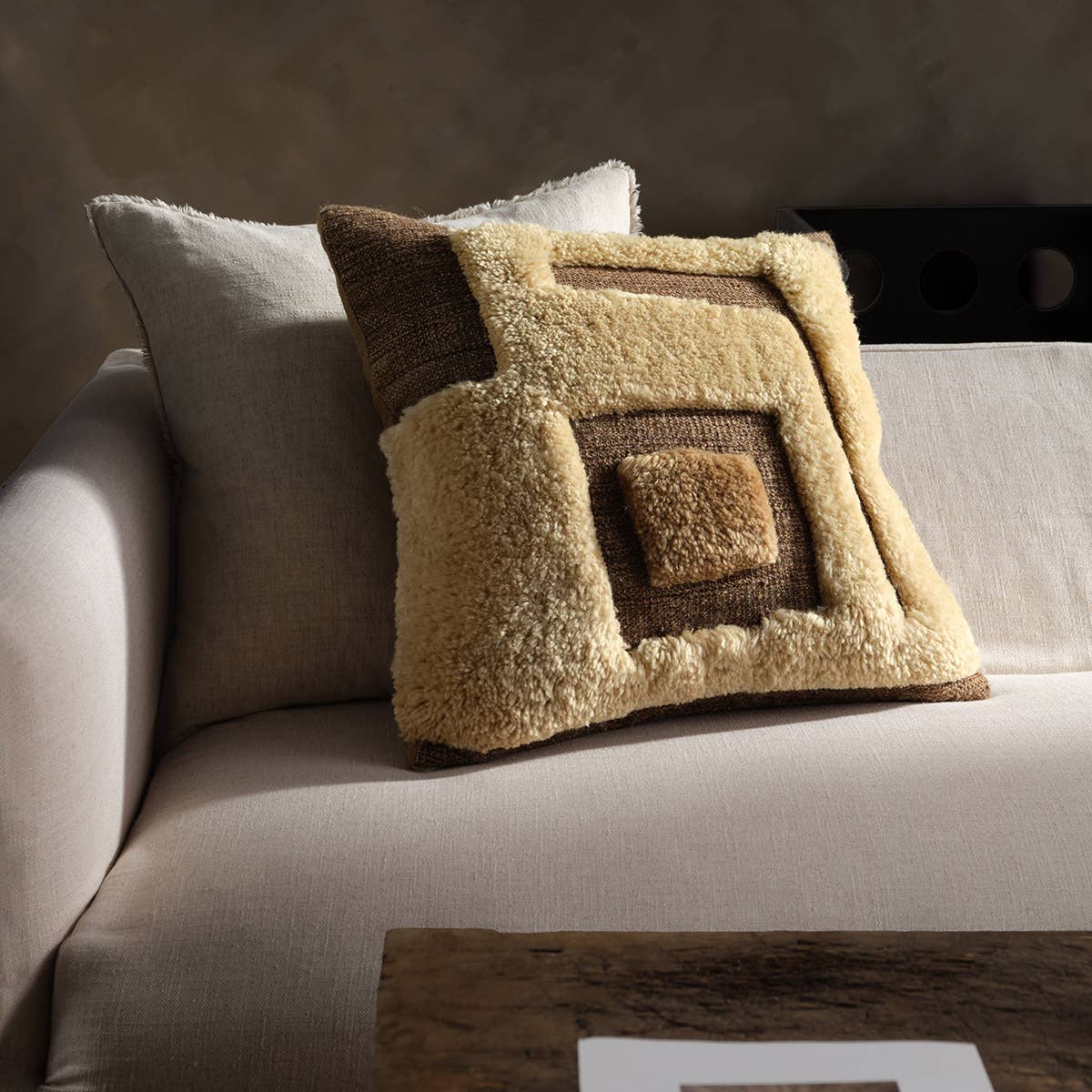 Jaipur Living Othman Pillow (OTH03)