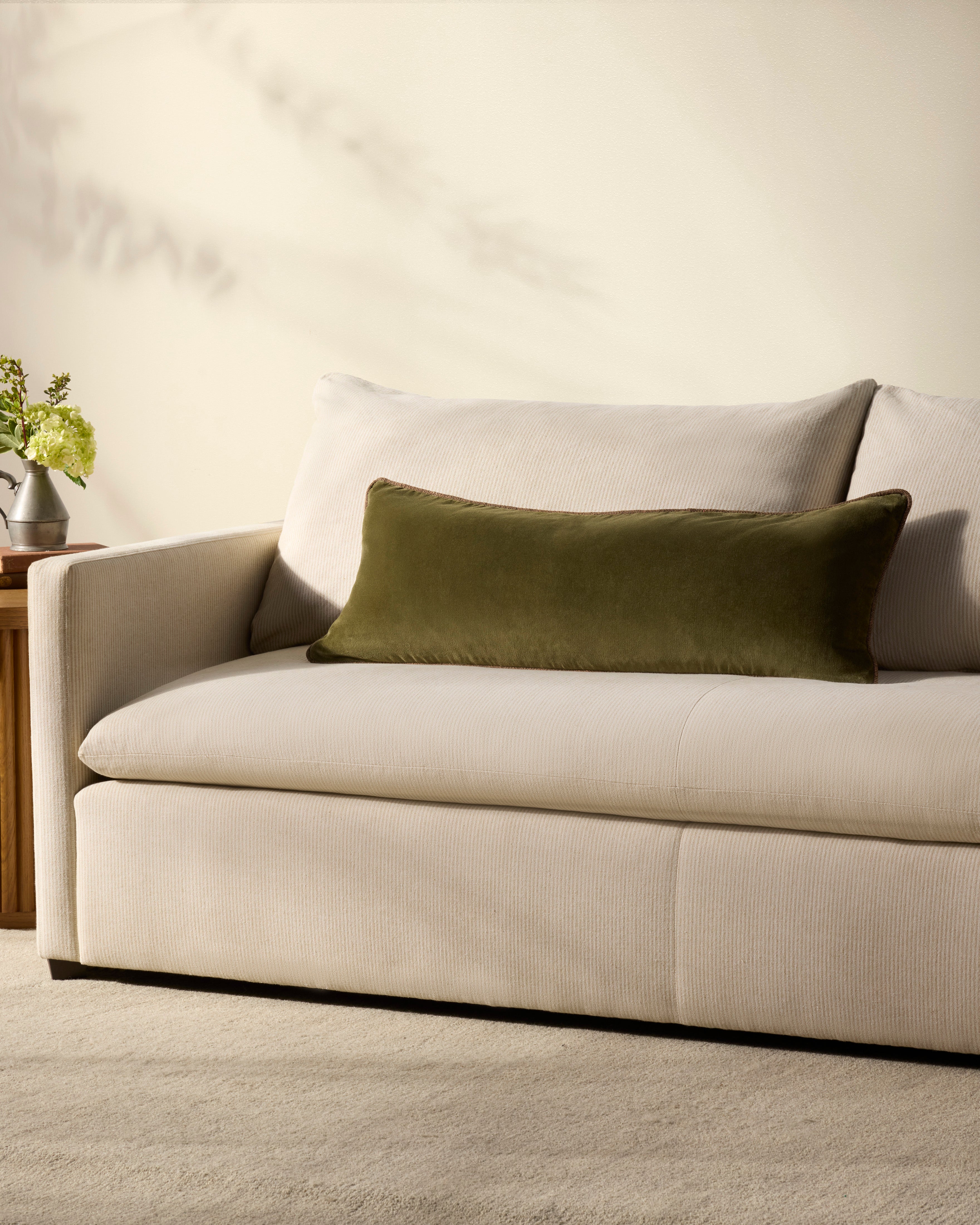 Chris Loves Julia x Loloi Liza Pillow - Dark Green (PCJ0020)