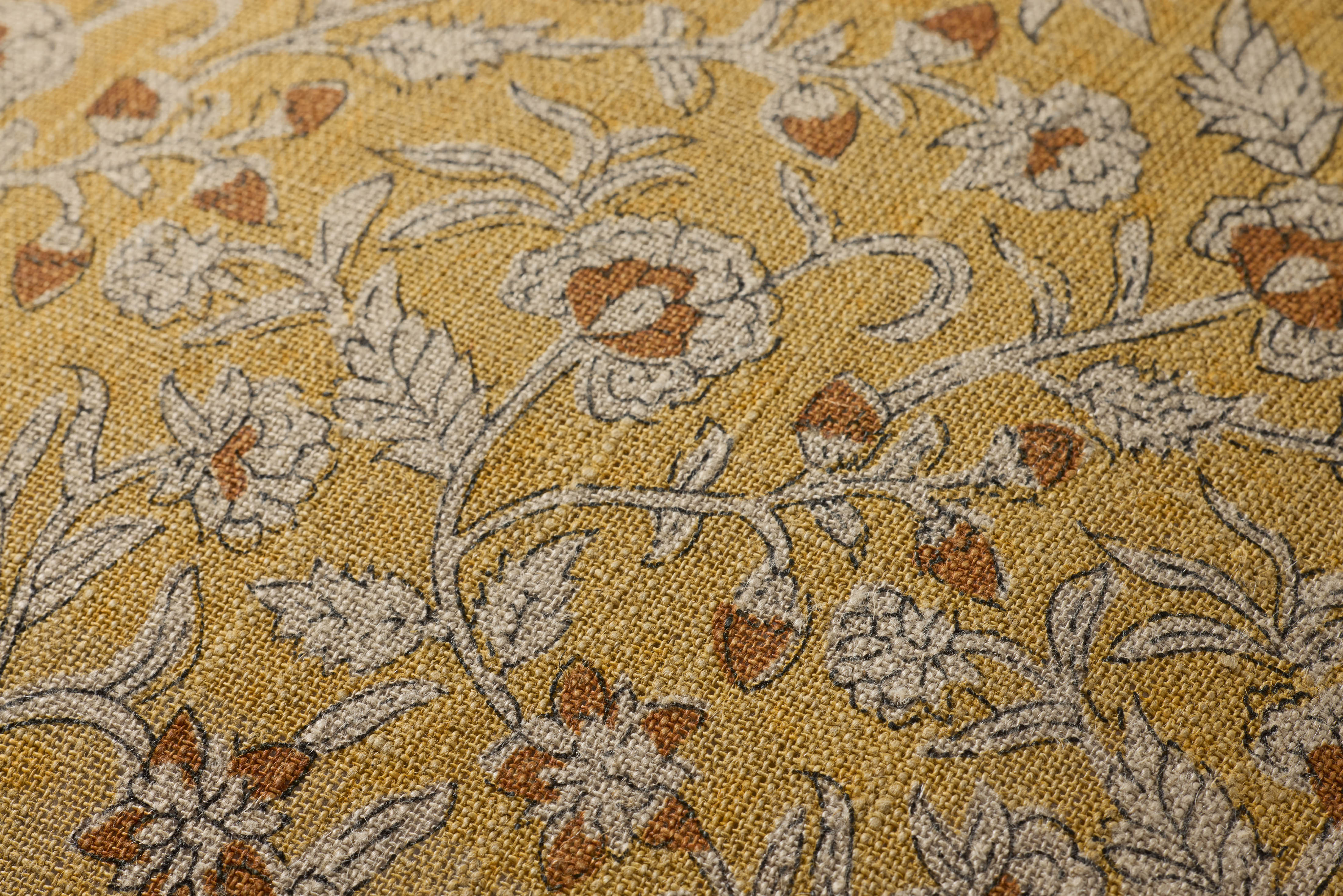 Loloi Pillow - Gold / Multi (PLL0164)