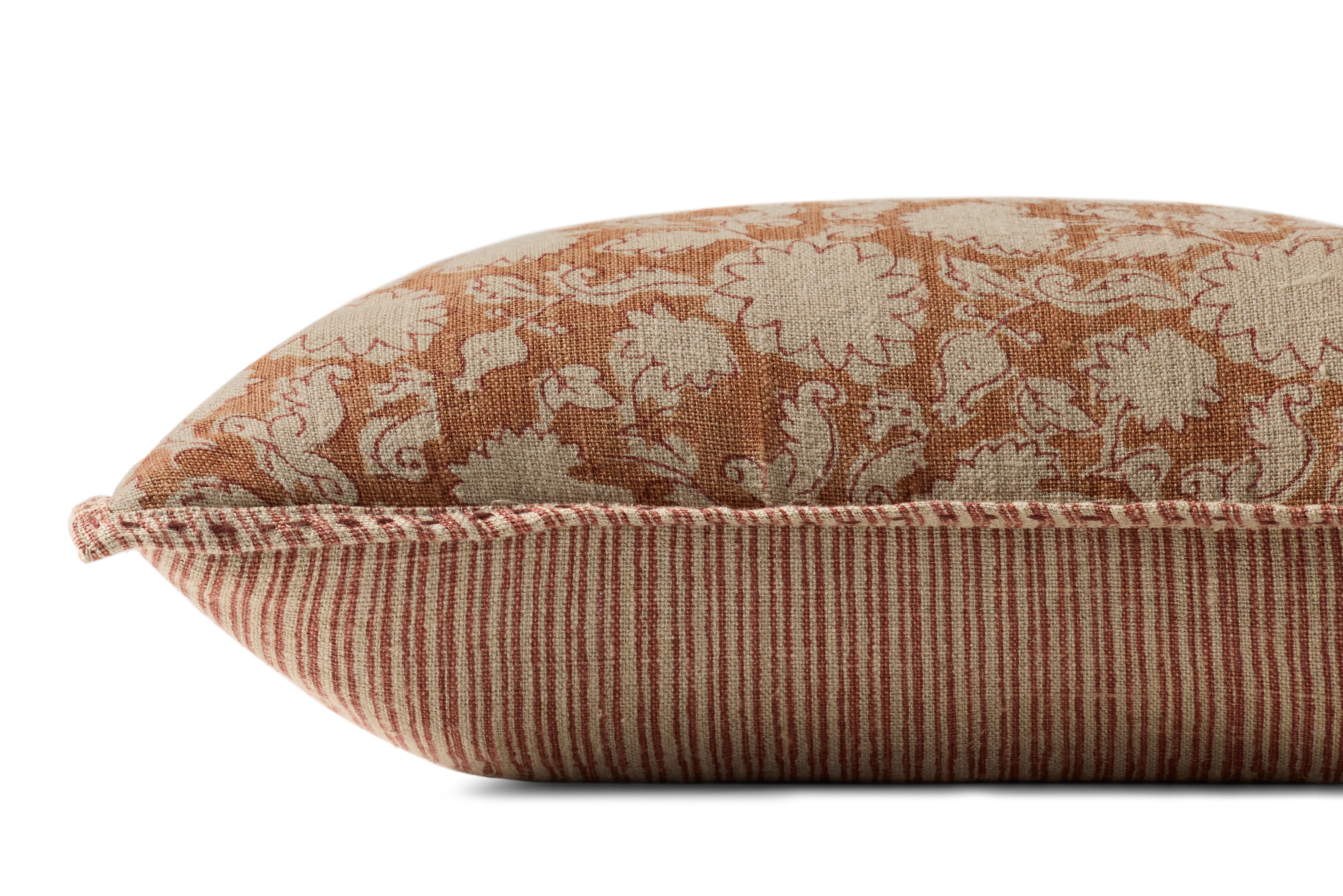Loloi Pillow - Rust (PLL0165)