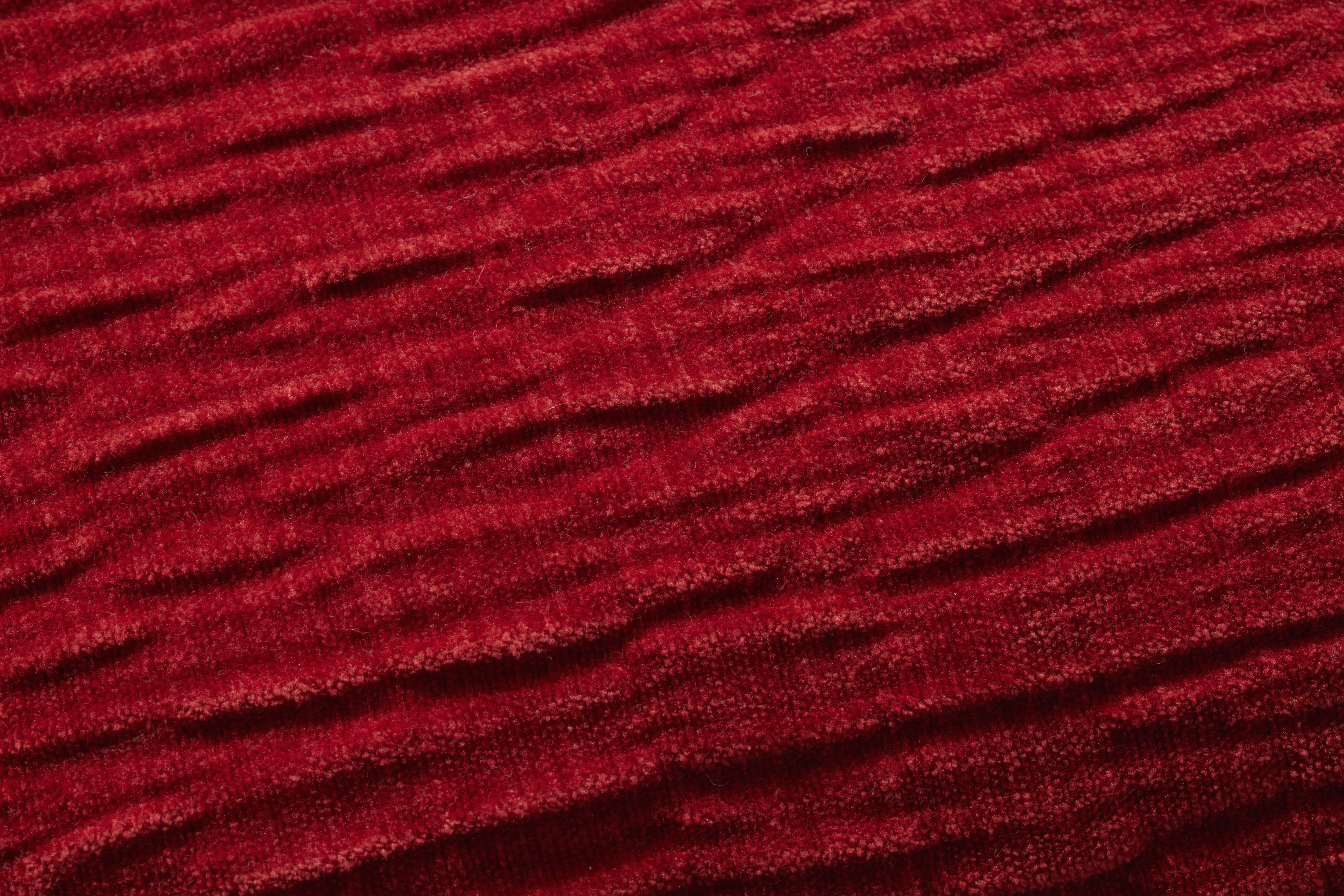 Loloi Pillow - Red (PLL0097)