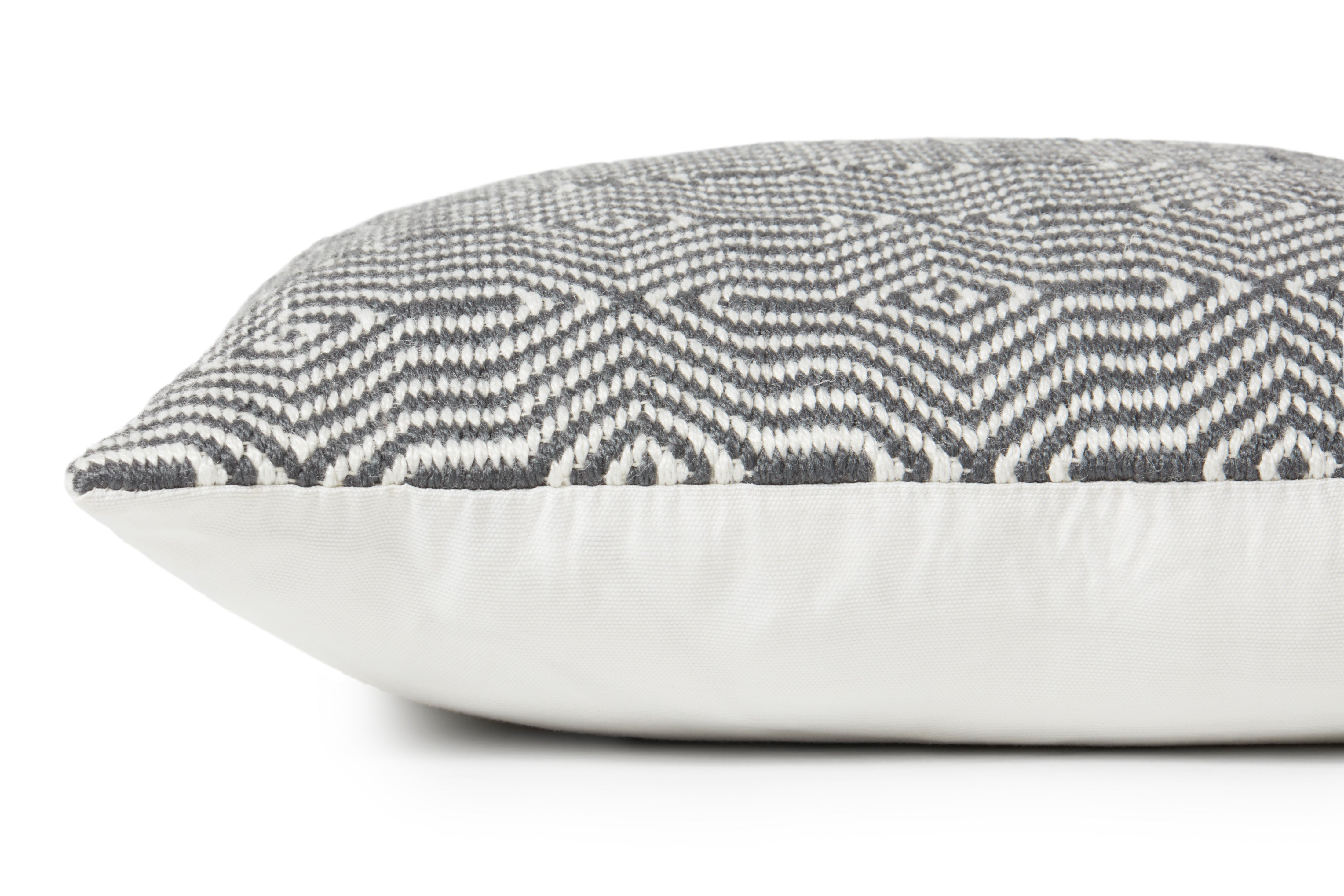 Loloi Pillow - Charcoal / White (P0339)