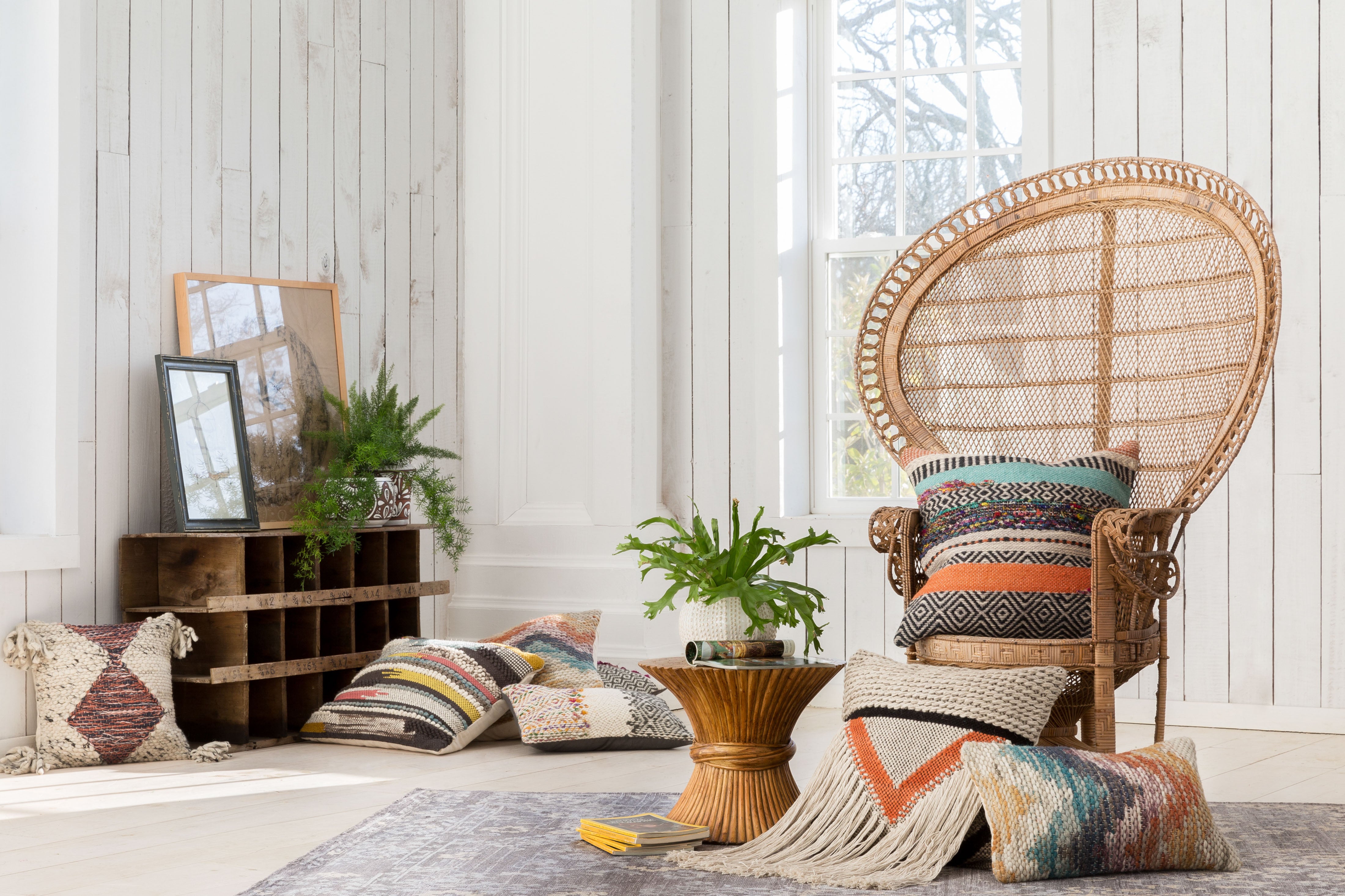 Loloi Pillow - Multi (P0282)