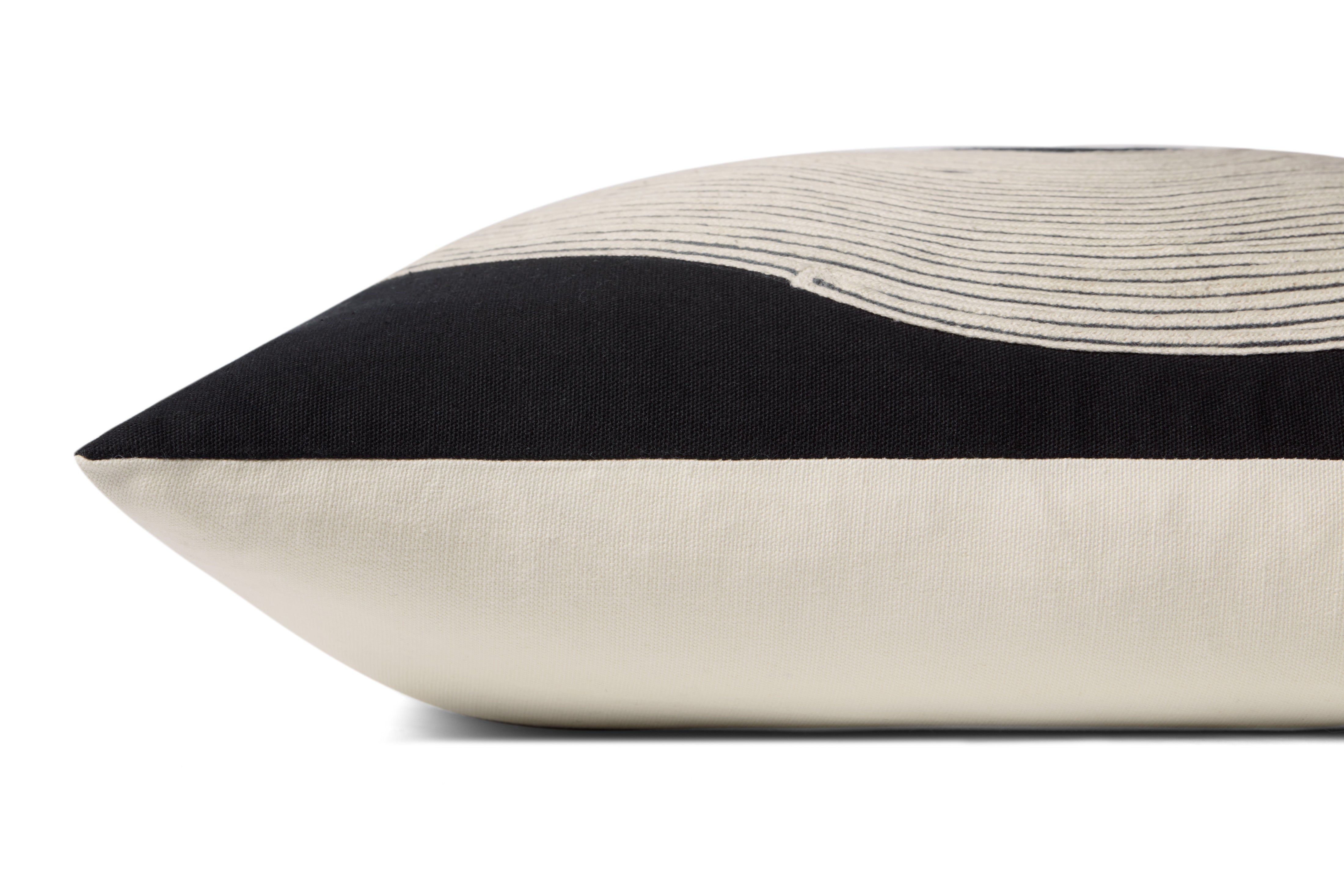 Loloi Pillow - Black / Natural (PLL0035)