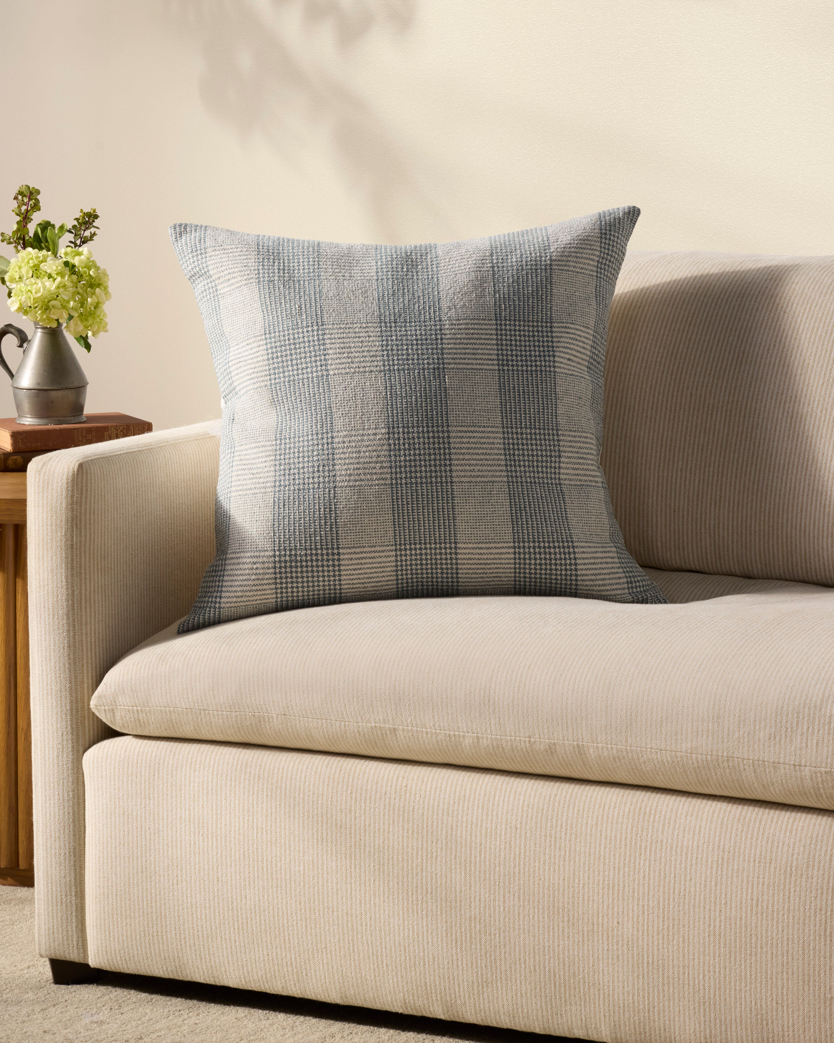 Chris Loves Julia x Loloi Auggie Pillow - Blue / White (PCJ0021)