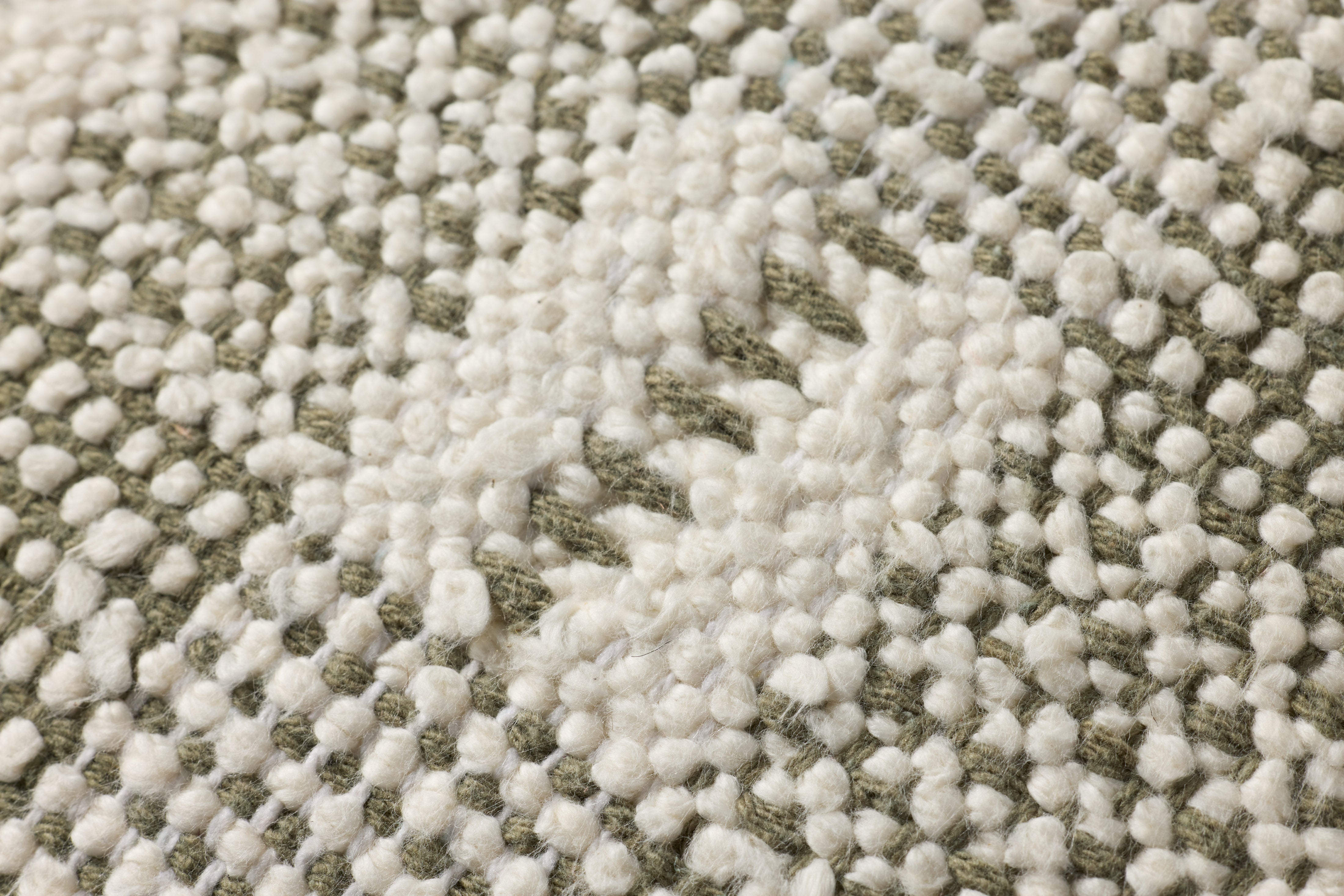 Loloi Pillow - Ivory / Green (PLL0185)