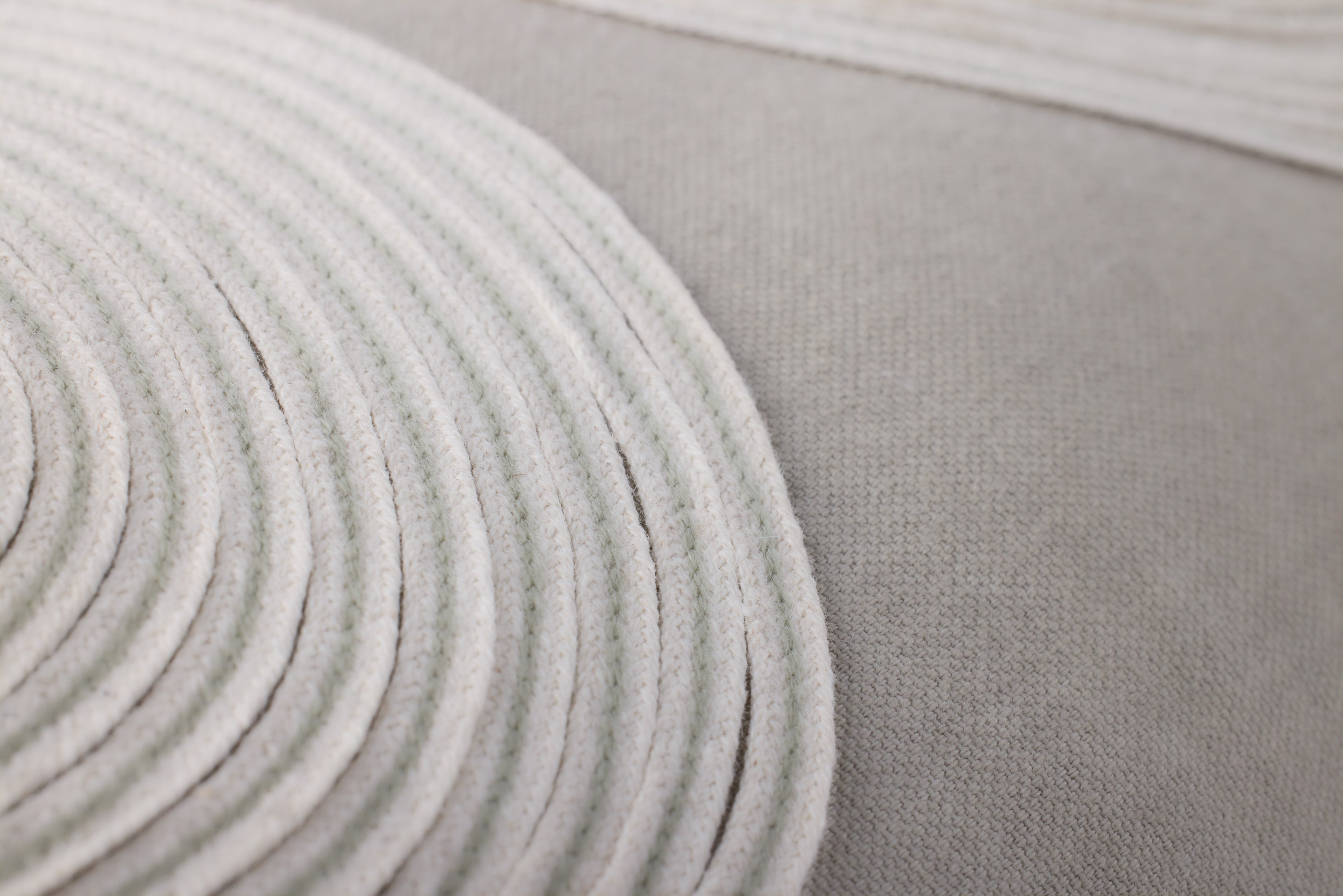 Loloi Pillow - Taupe / Natural (PLL0035)
