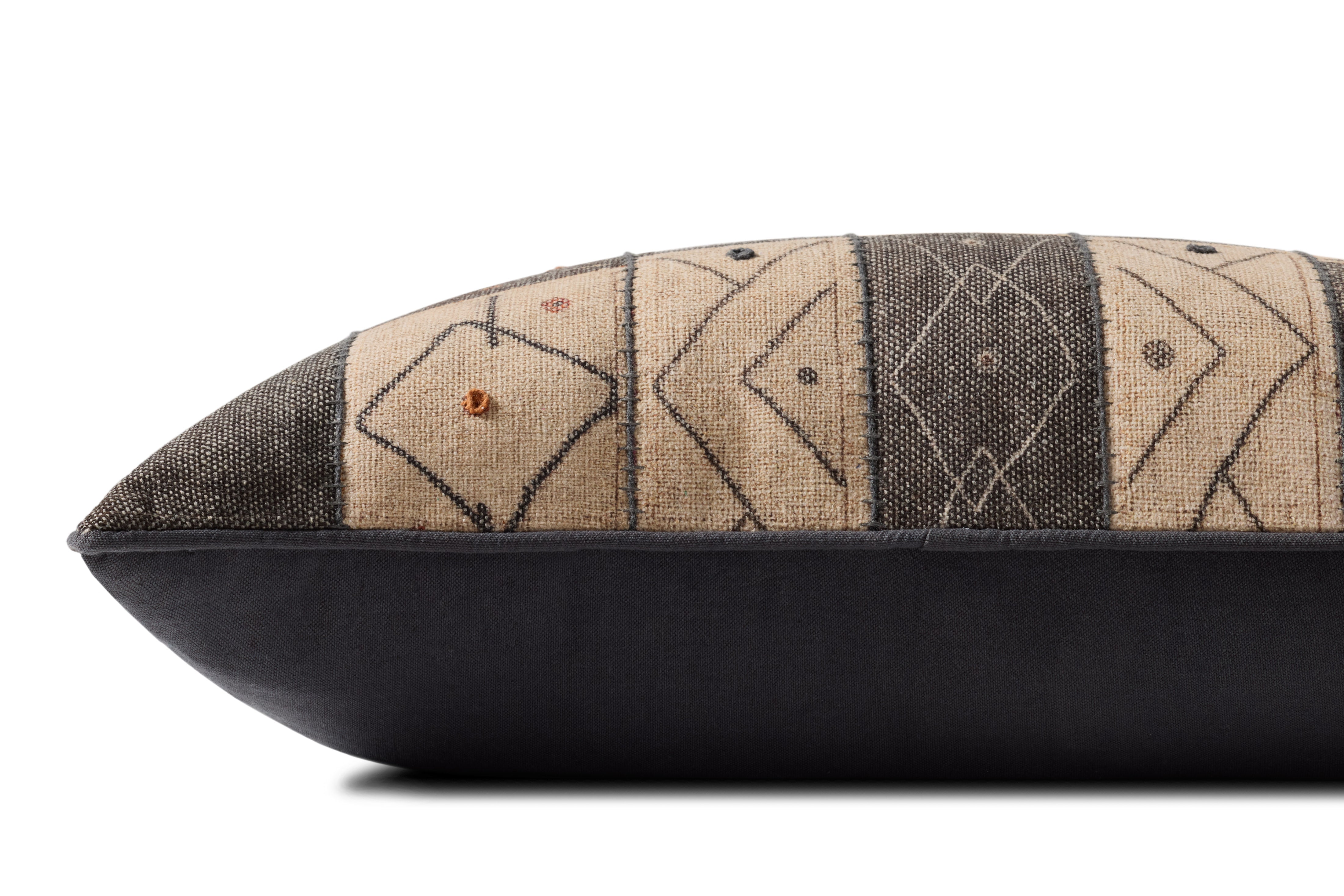 Loloi Pillow - Multi (PLL0181)