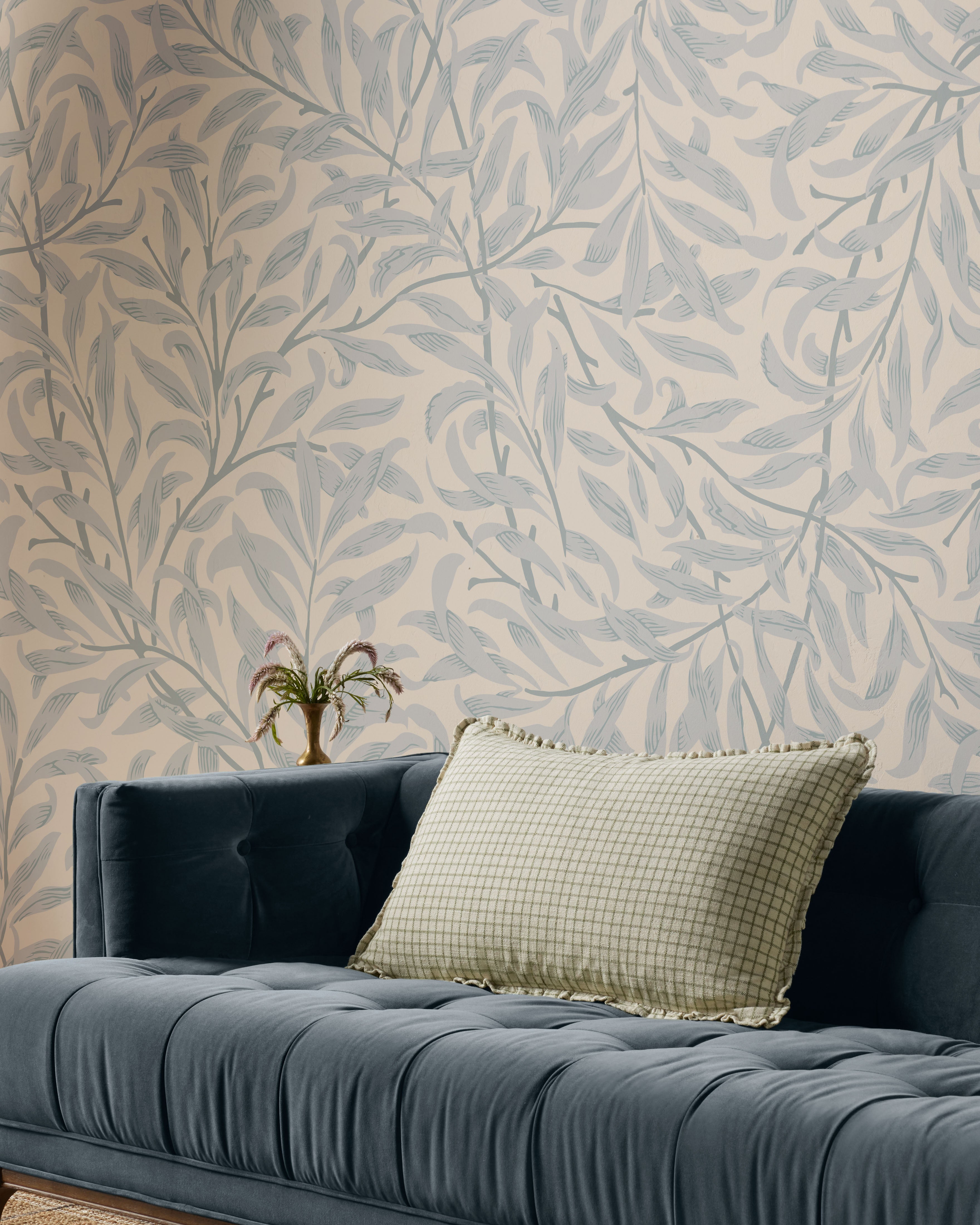 Chris Loves Julia x Loloi Dinah Pillow - Ivory  / Moss (PCJ0012)