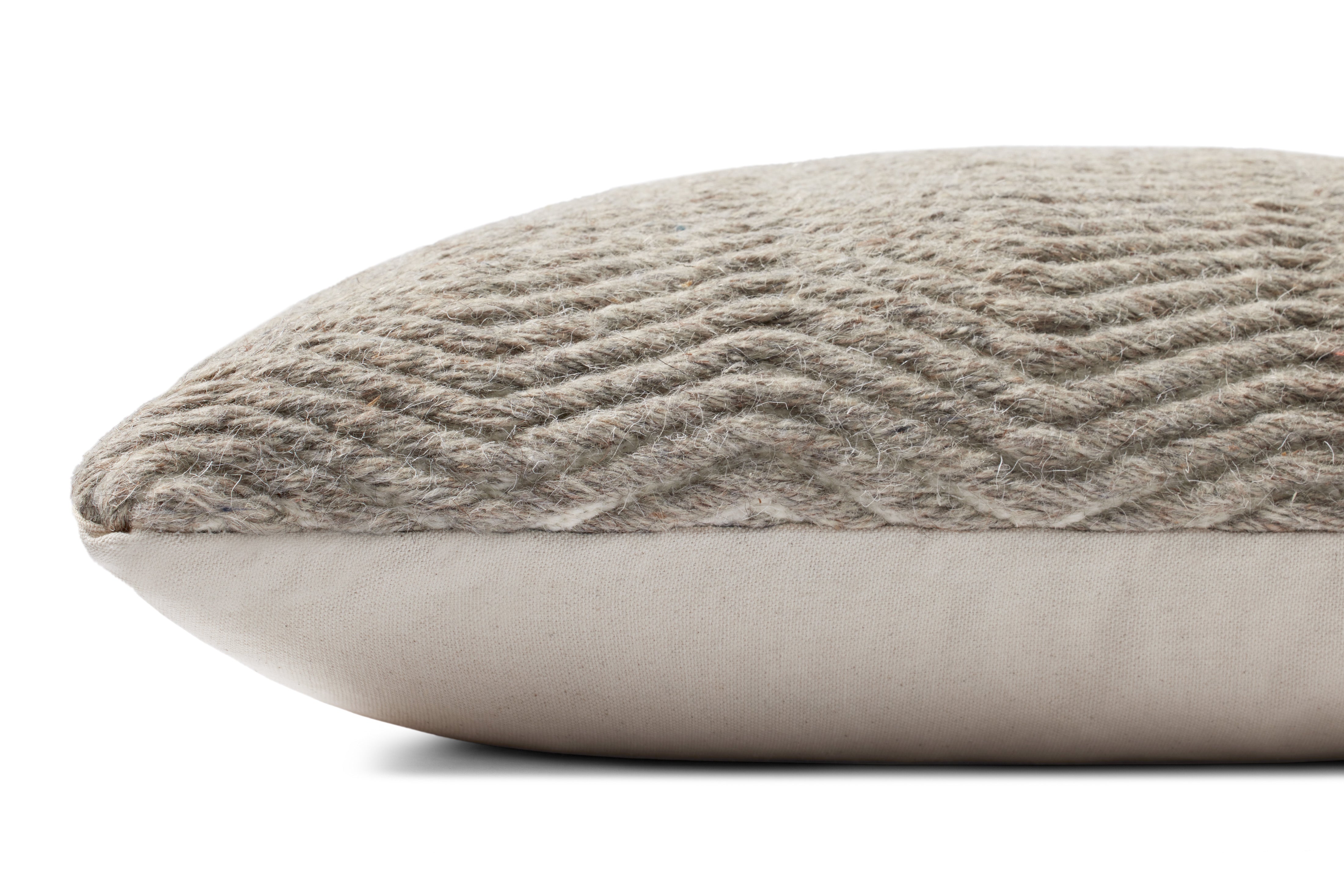 Loloi Pillow - Natural (PLL0120)
