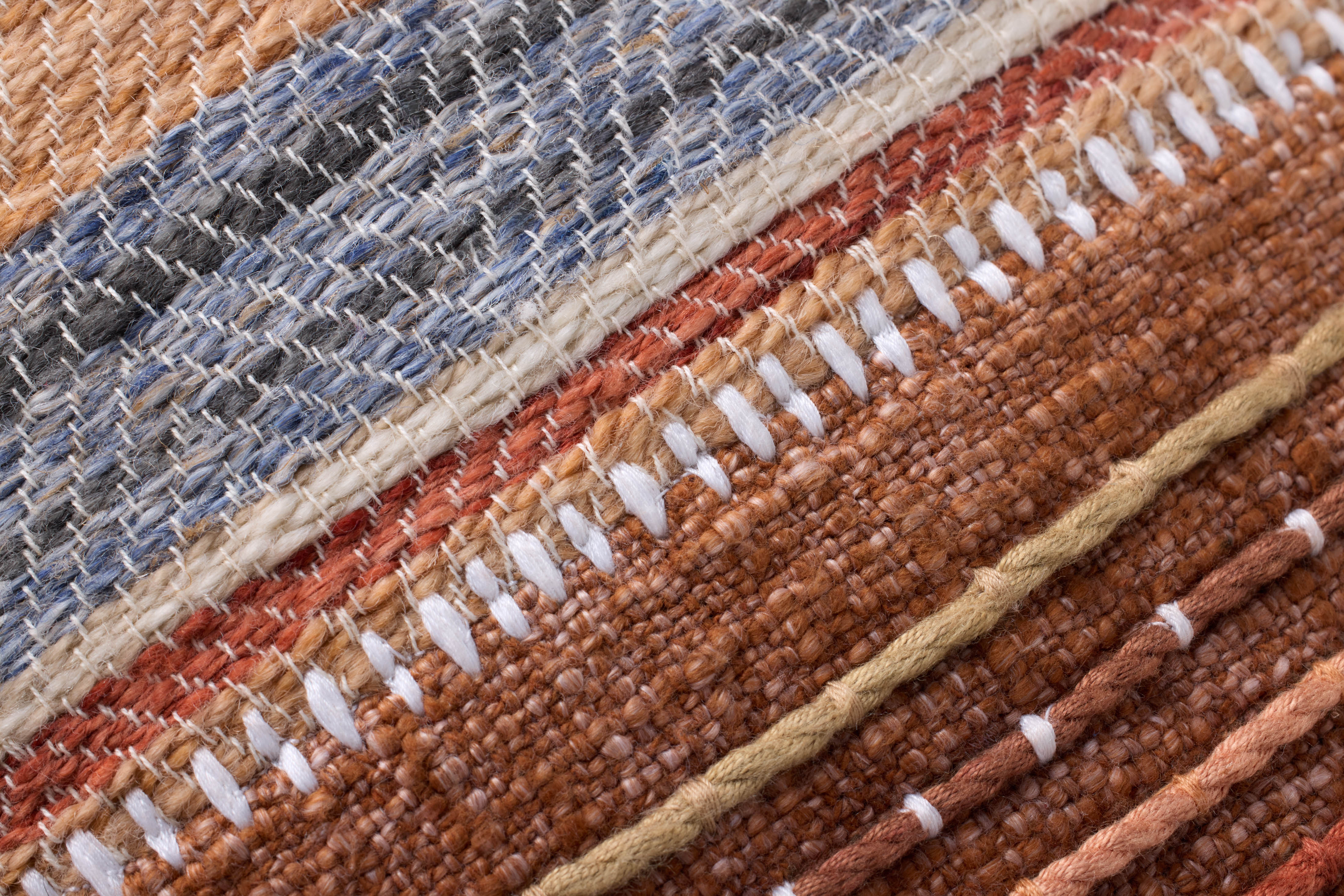 Loloi Pillow - Rust / Multi (PLL0138)