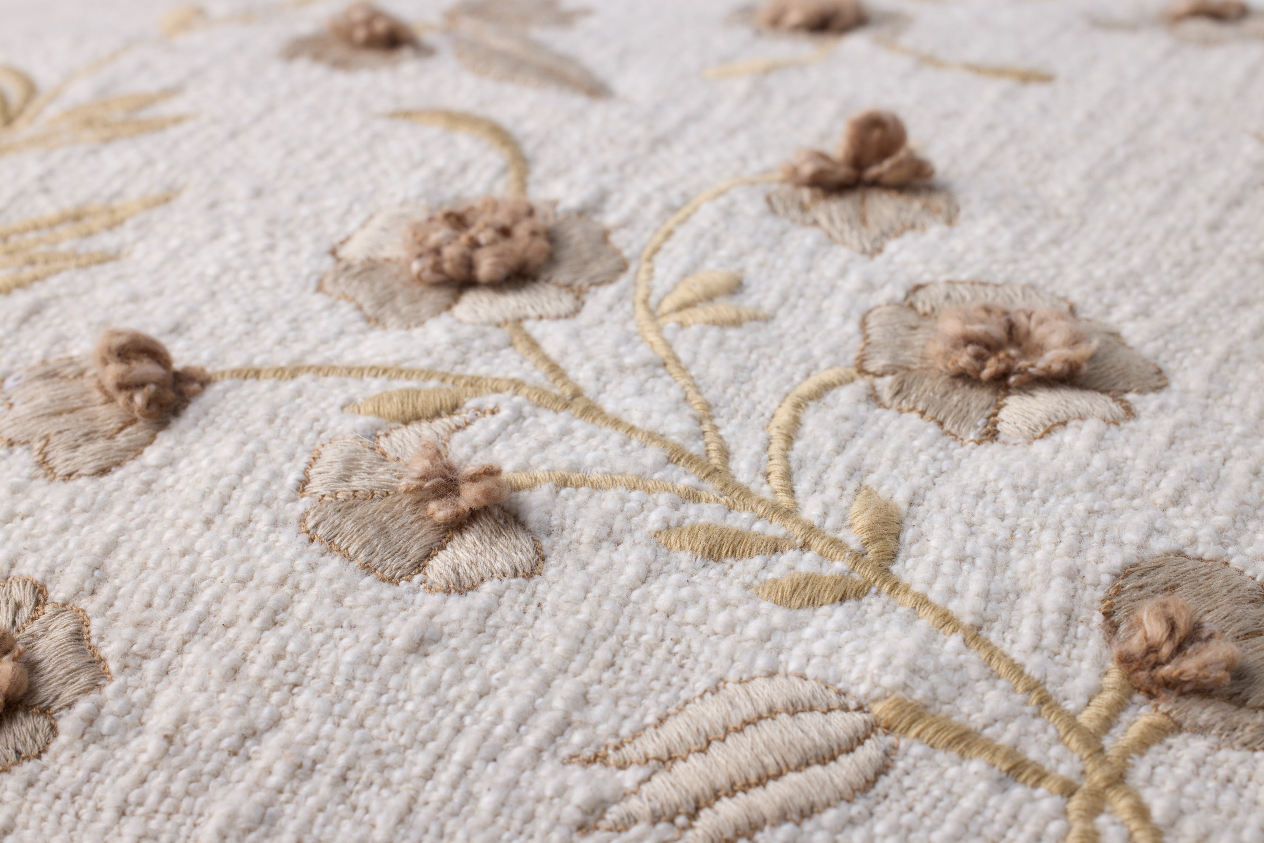 Loloi Pillow - Natural (PLL0140)