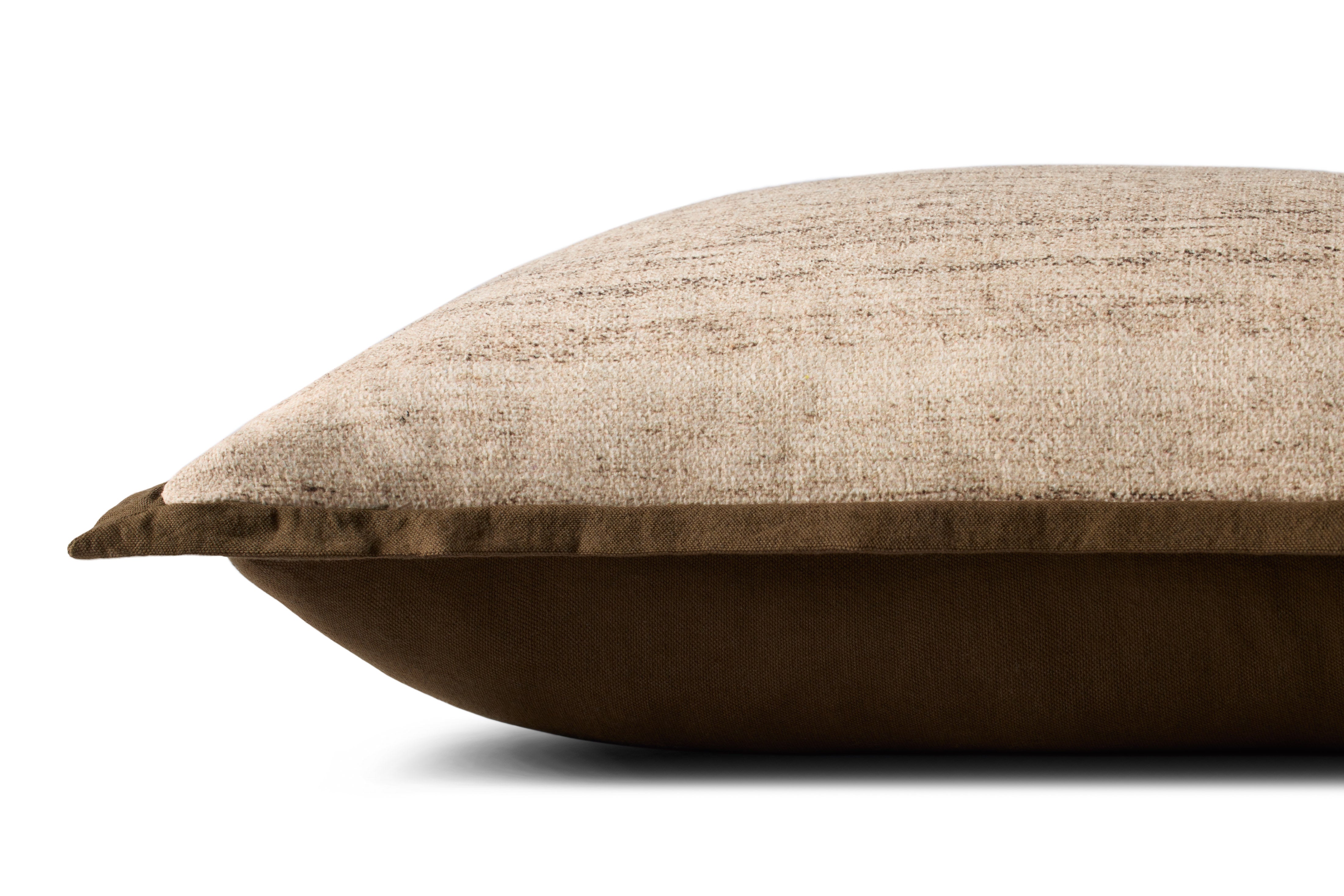 Loloi Pillow - Brown / Ivory (PLL0143)