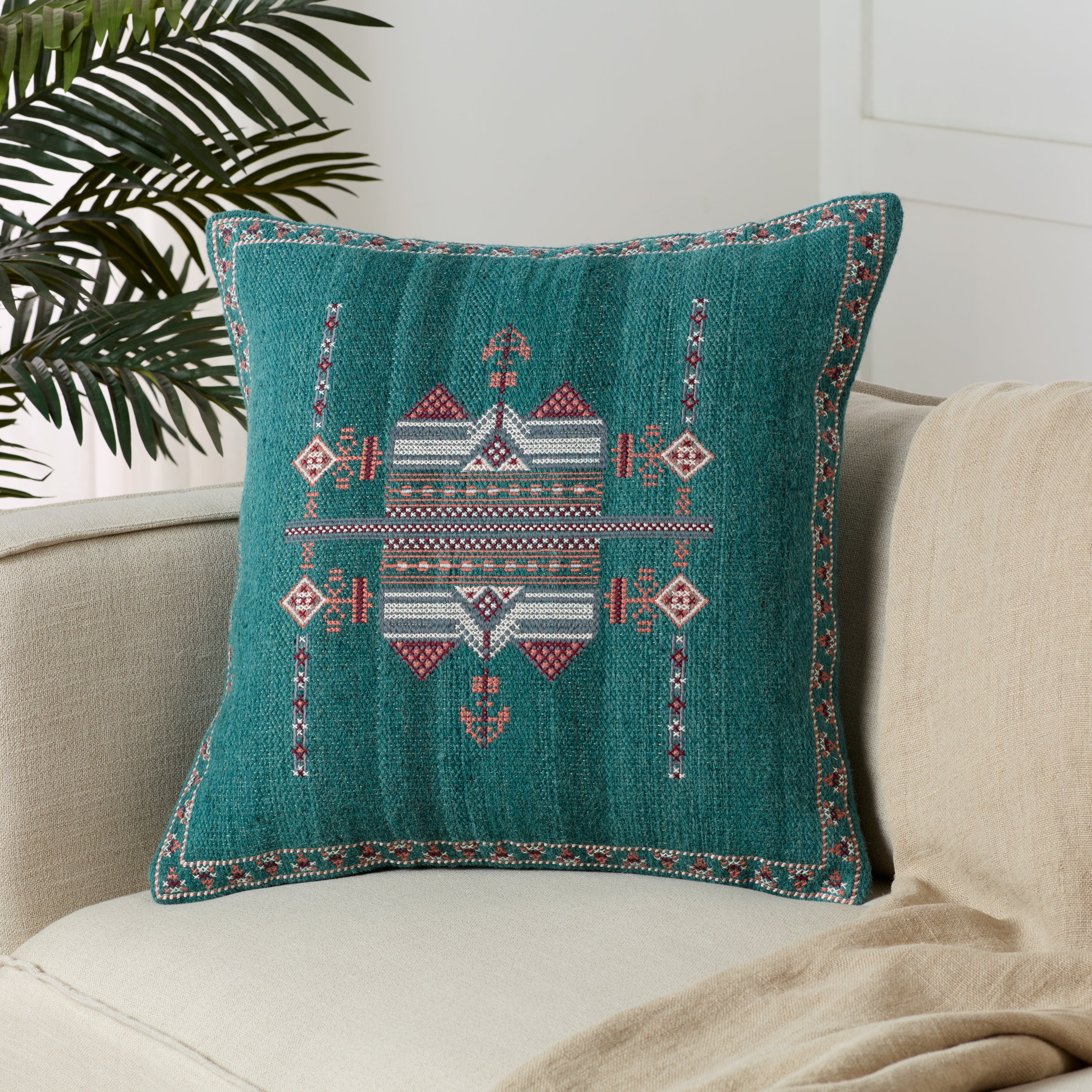 Jaipur Living Zaida Pillow - Teal/Terracotta (PUB10)