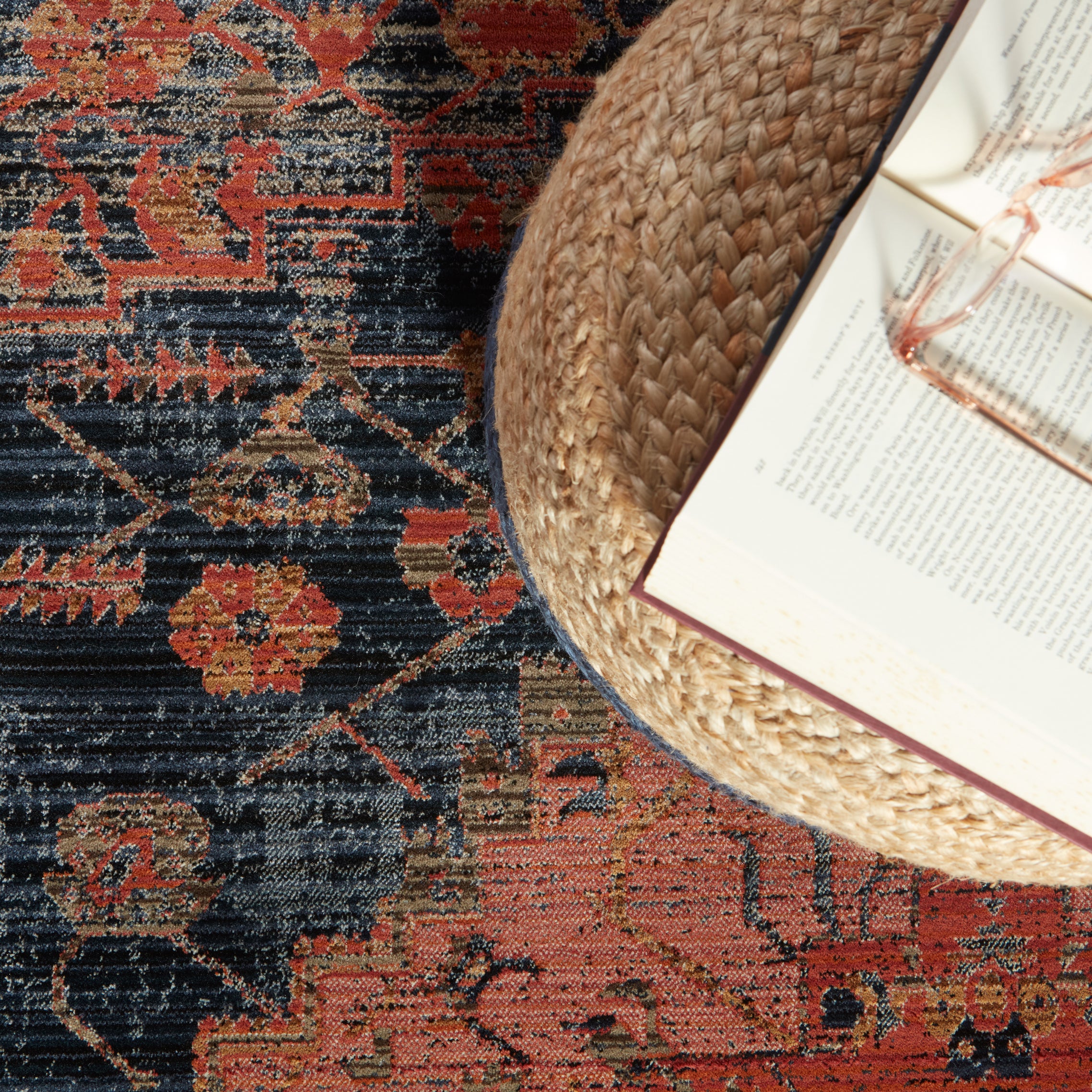Jaipur Living Oliana Pouf - Blue/Beige (SAA10)