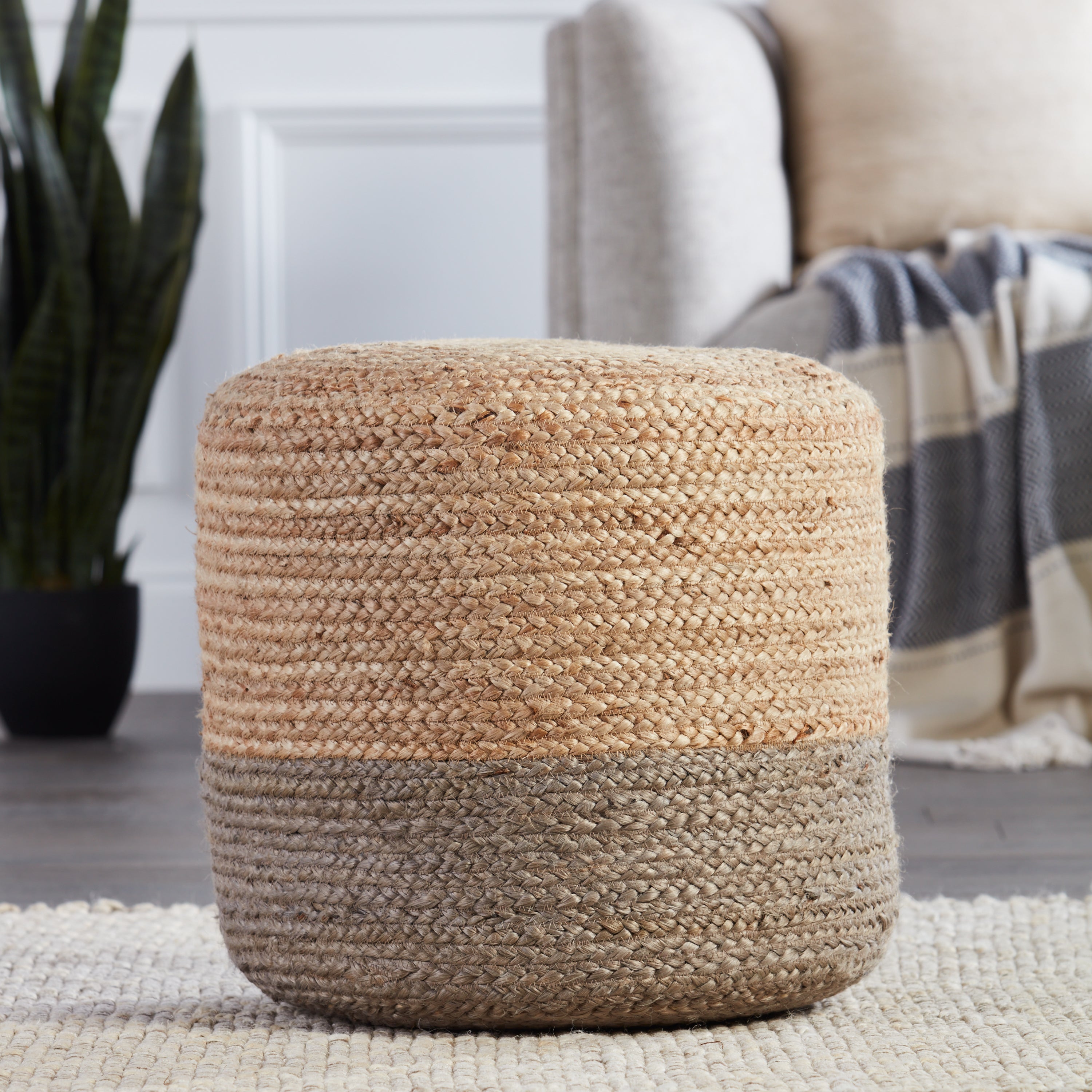 Jaipur Living Oliana Pouf - Taupe/Beige (SAA17)