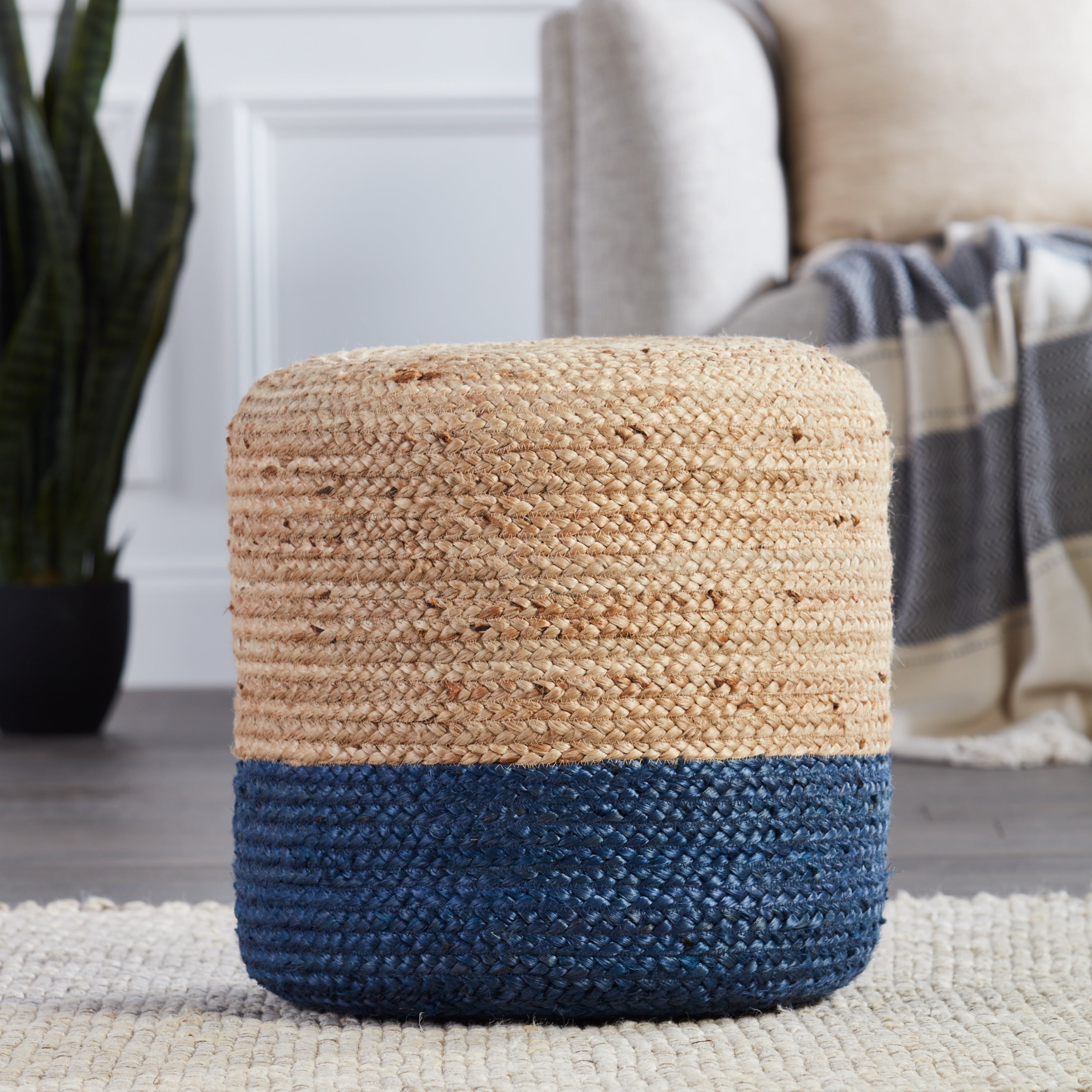 Jaipur Living Oliana Pouf - Blue/Beige (SAA18)