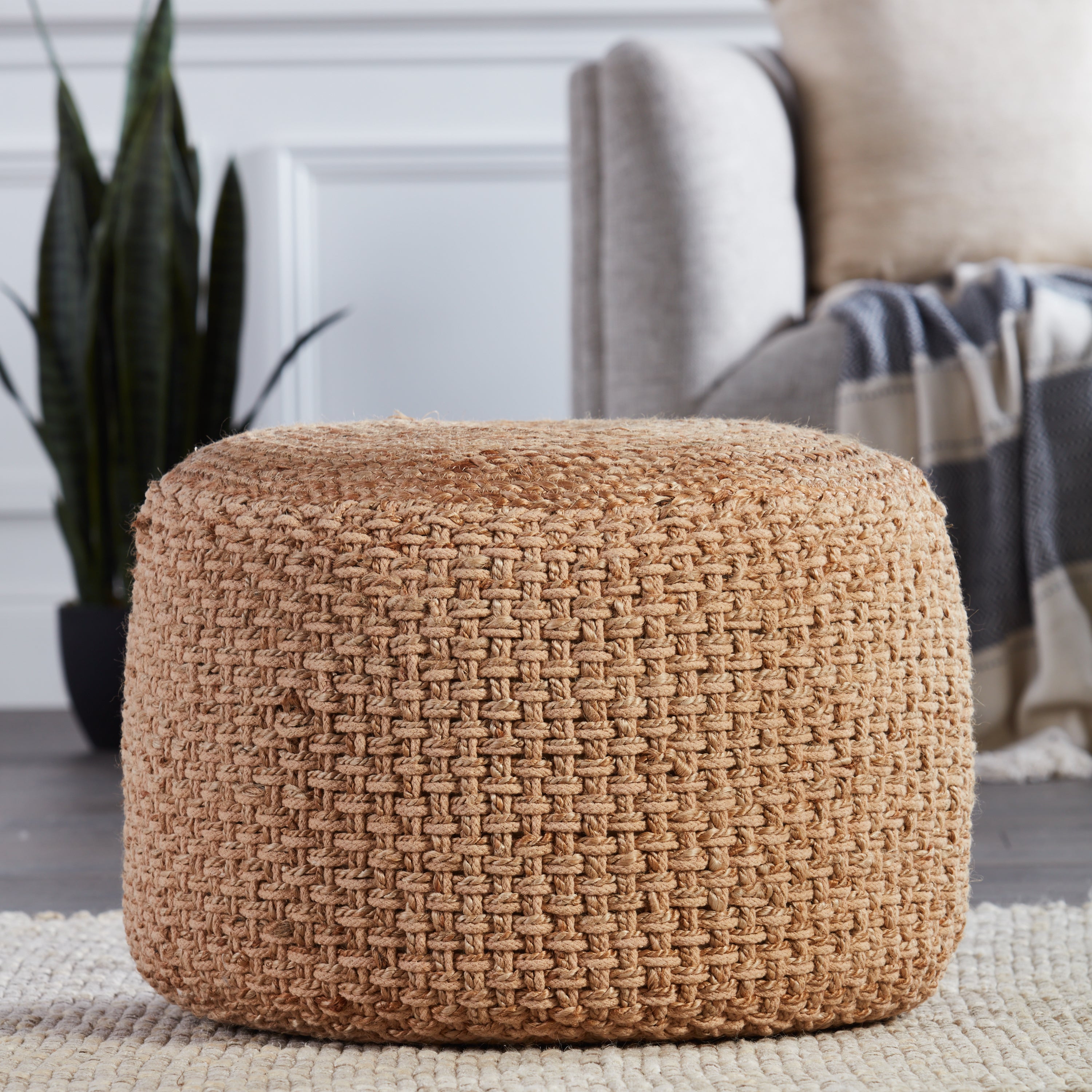 Jaipur Living Kealani Pouf - Beige (SAA21)