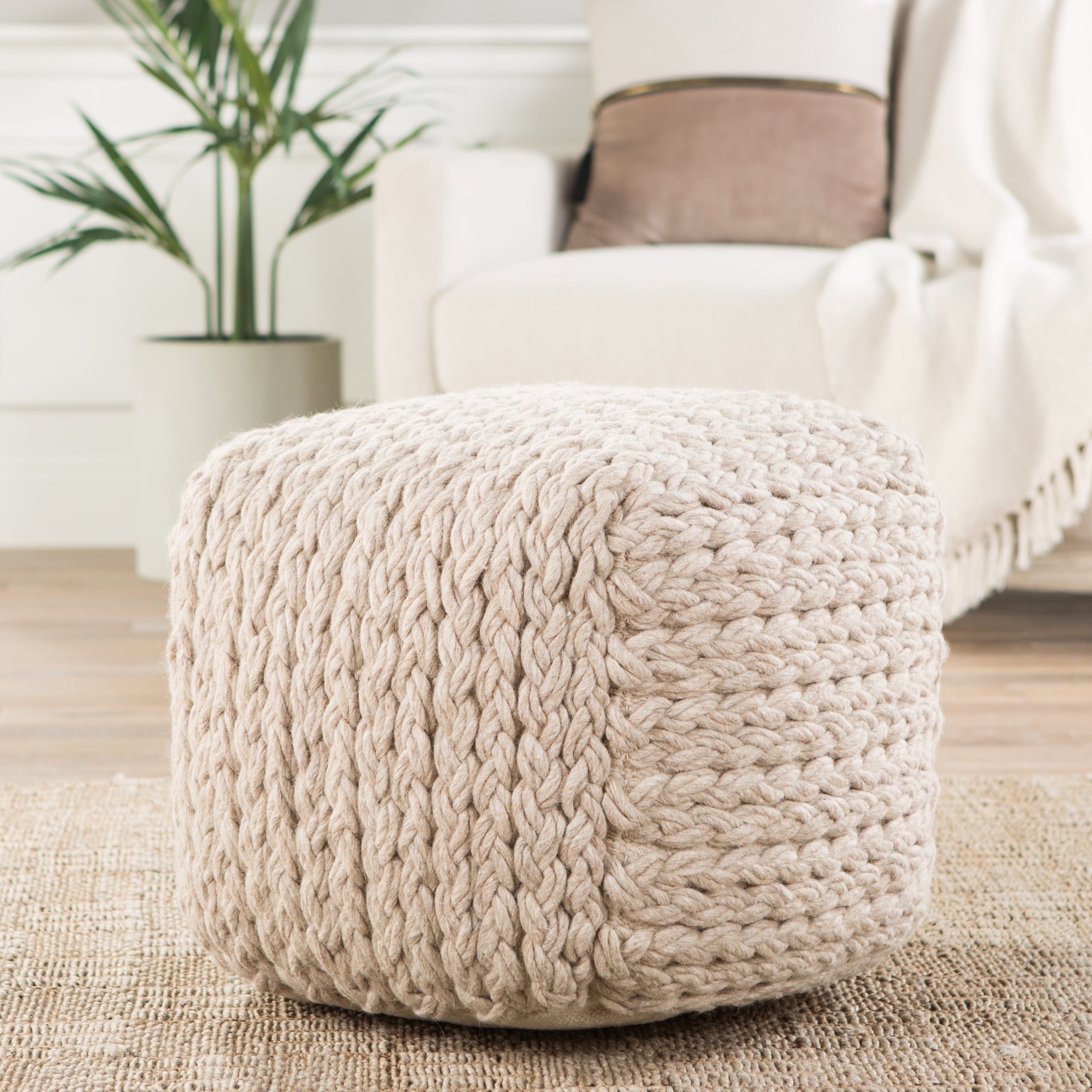 Jaipur Living Scan03 Pouf - Cream/Light Taupe (SCP14)