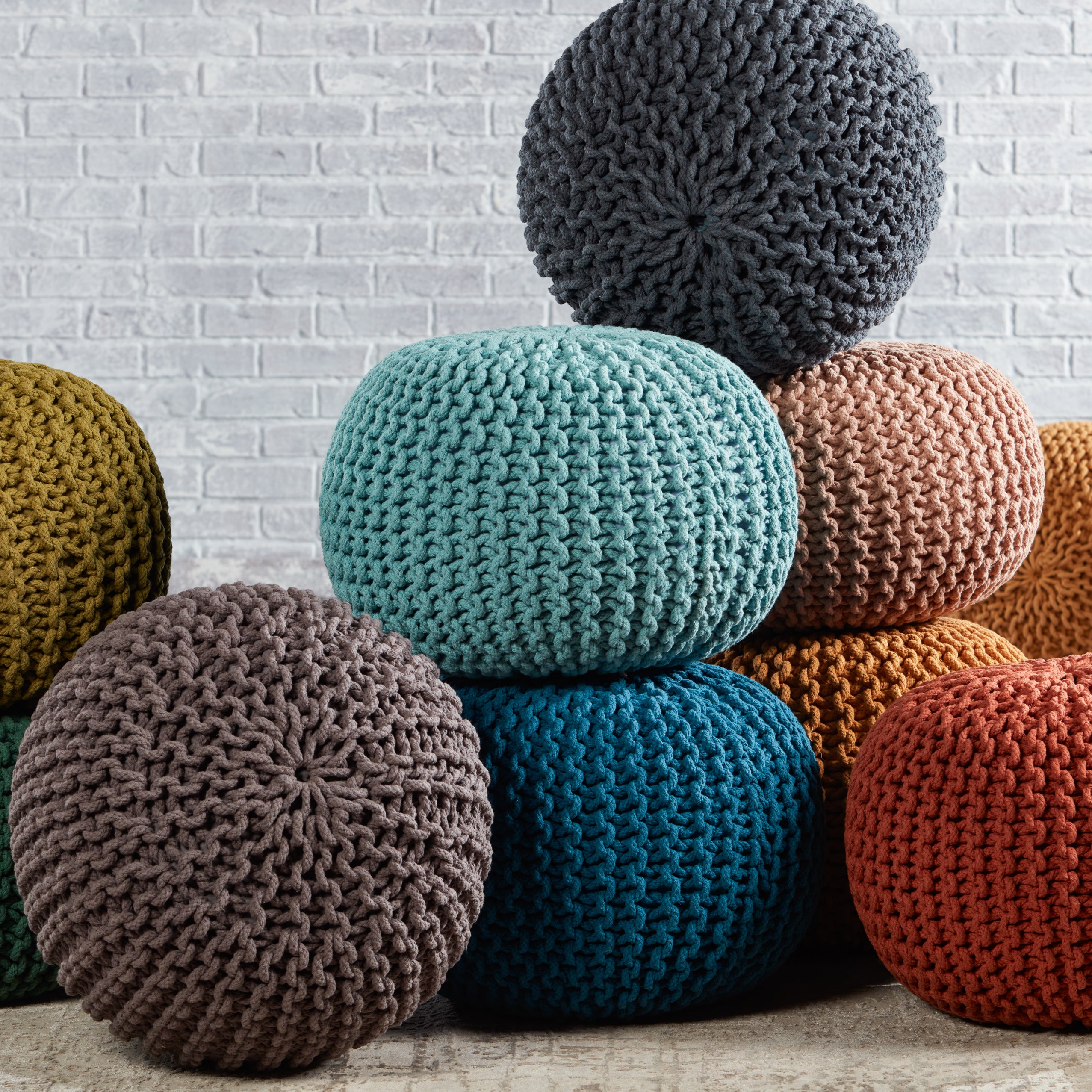 Jaipur Living Spectrum Pouf Pouf - Navy (STP06)