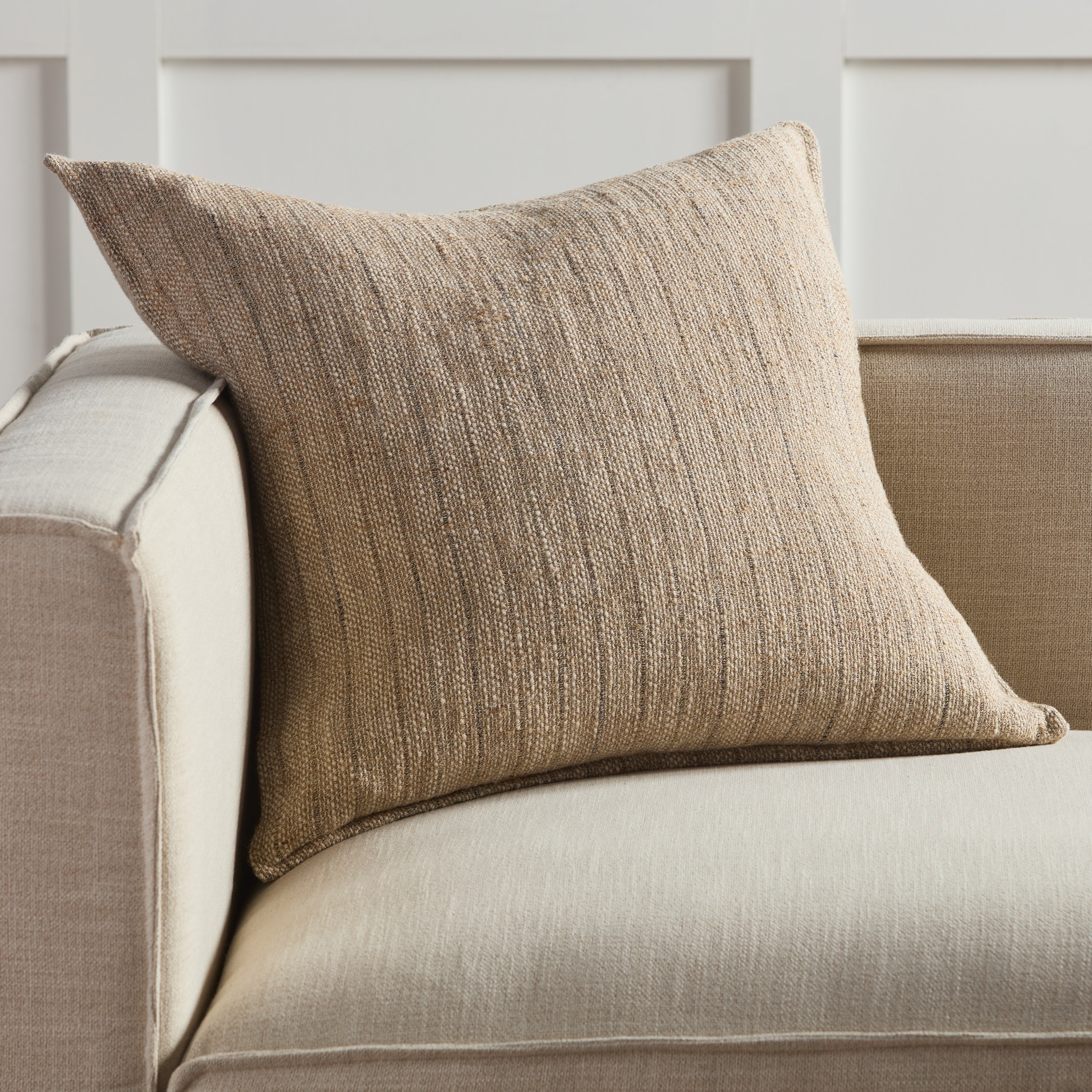 Jaipur Living Murdoch Pillow - Light Brown/Cream (TAN07)