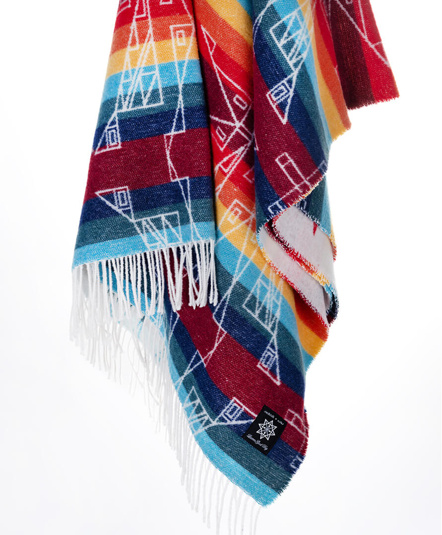 Sackcloth & Ashes AwirítkAt (Summer) Blanket