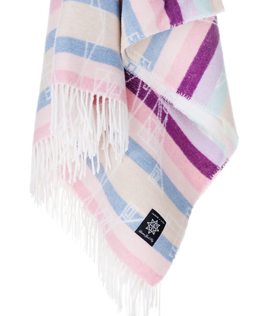 Sackcloth & Ashes Hunaaneeká (Spring) Blanket